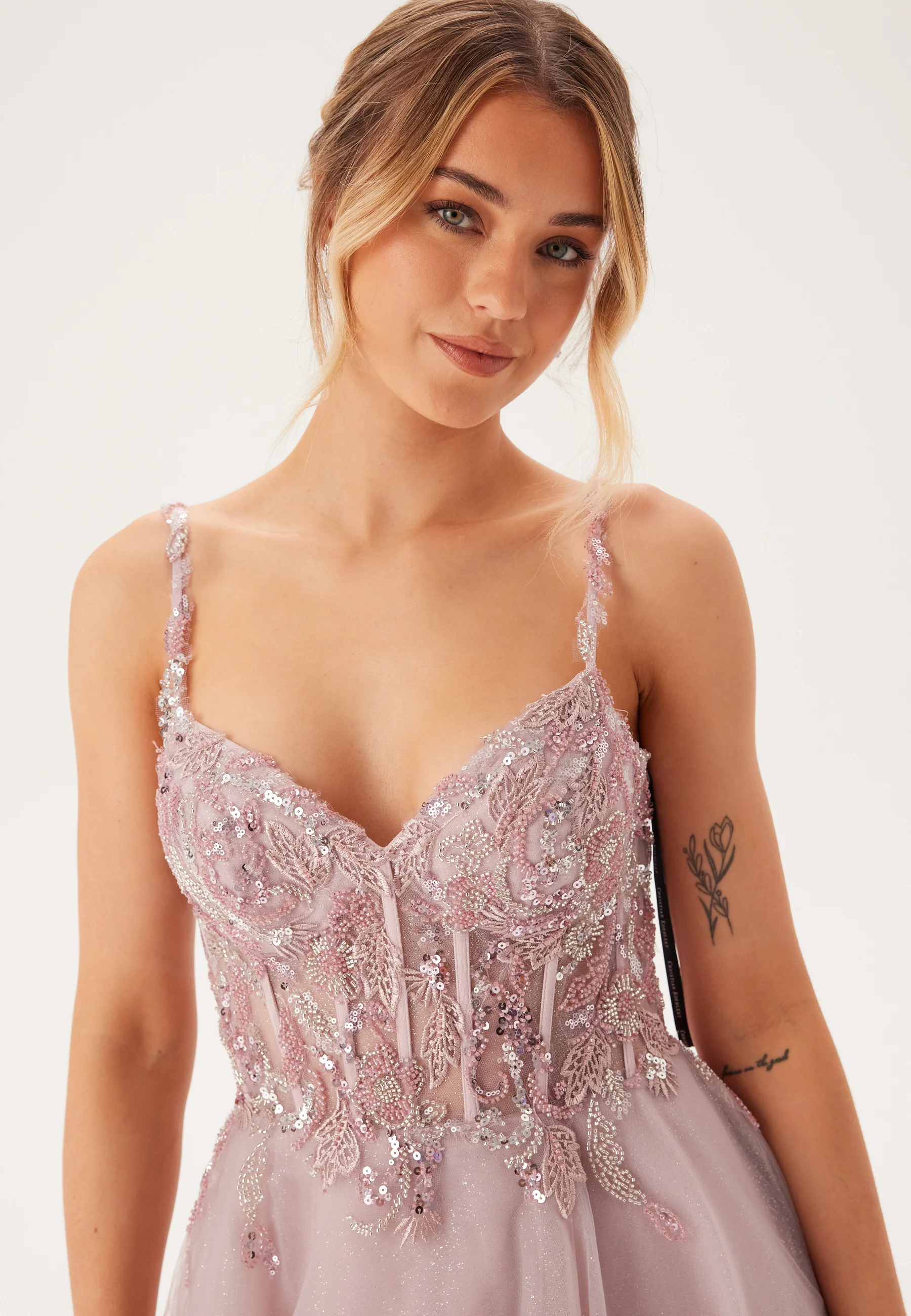 Glittering tulle evening dress with lacing - Image 3