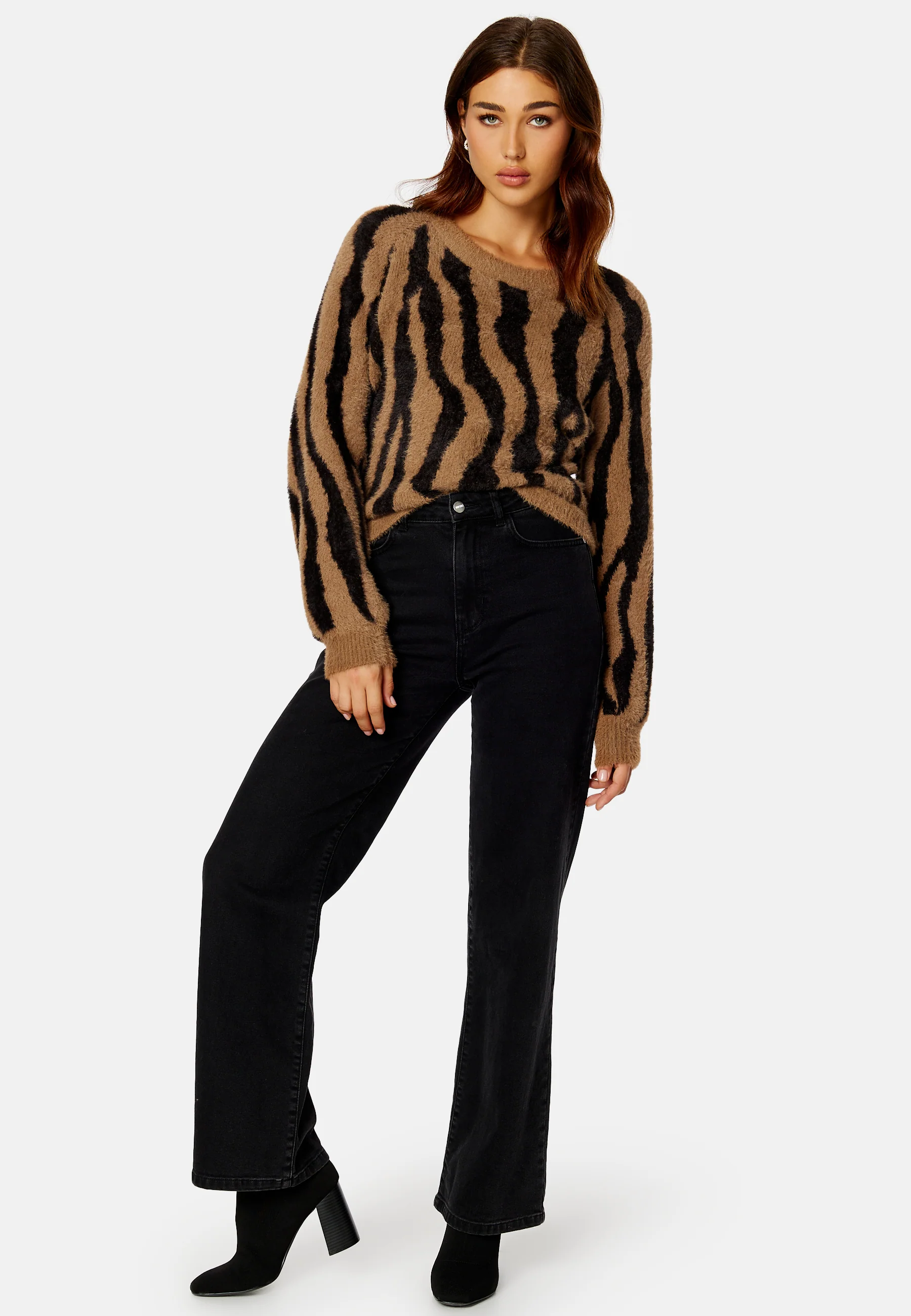 Hello L/S Jaquard Knit Top - Image 3