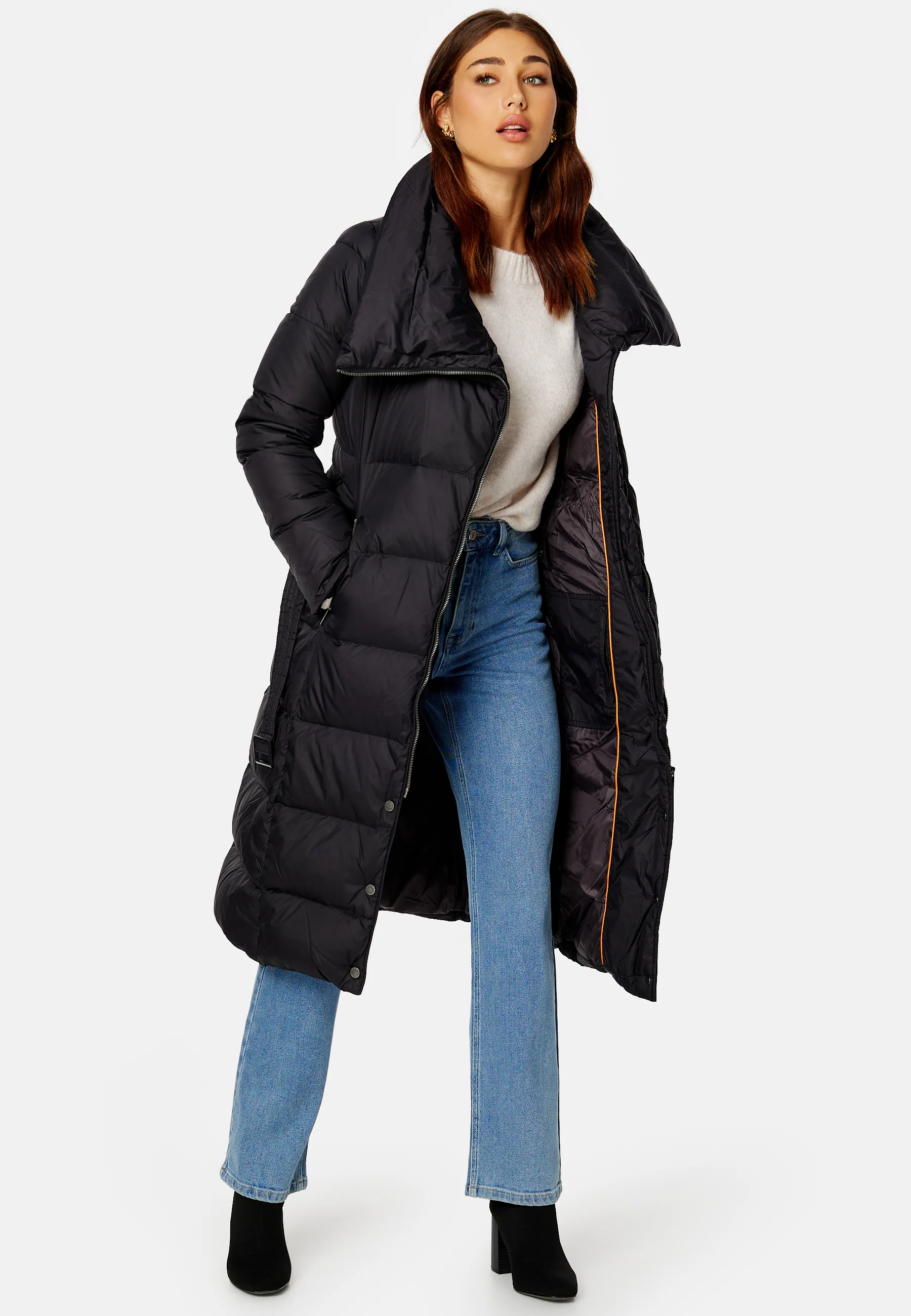 Holly - Image 3