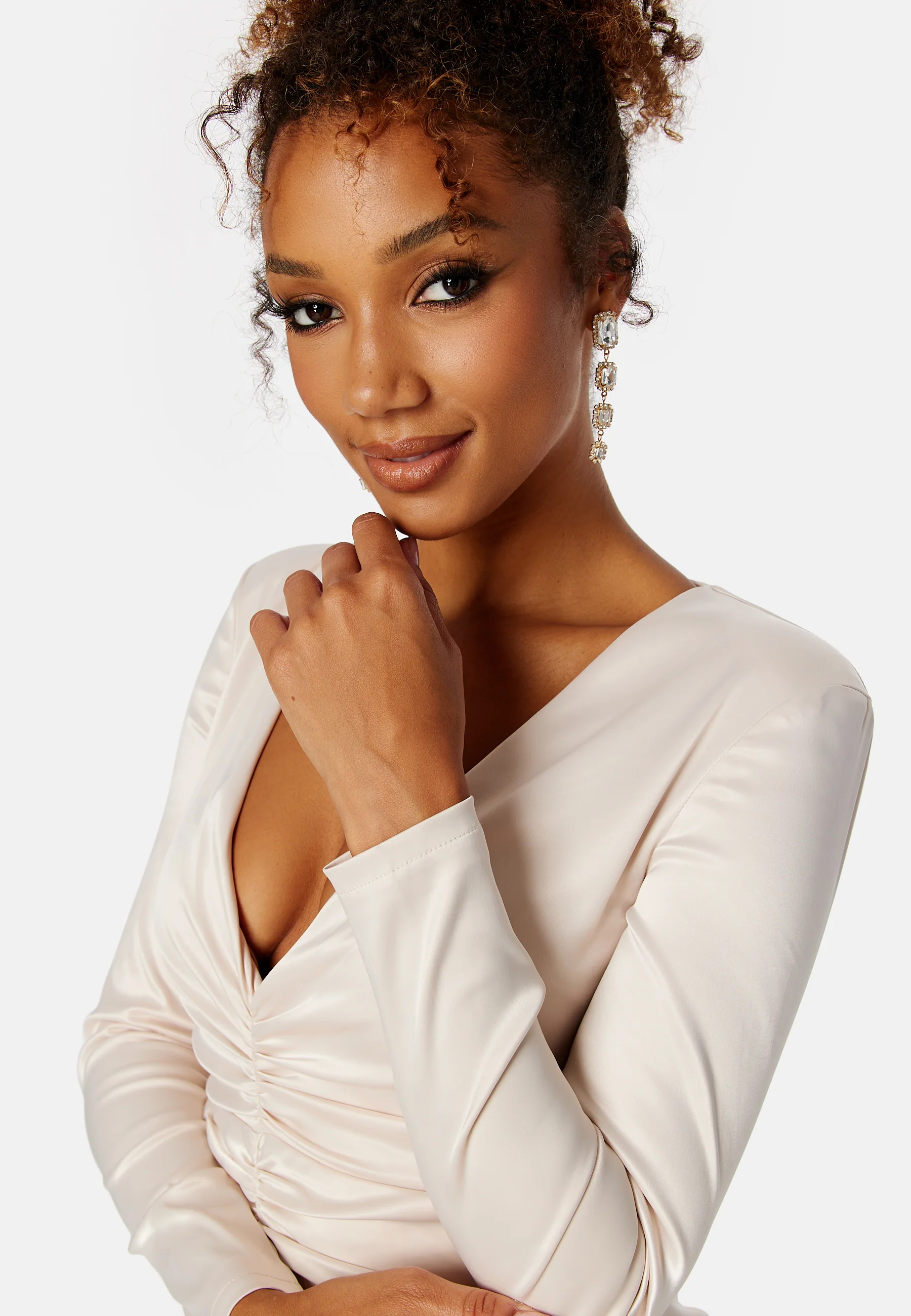 Hyntecia Satin Gown - Image 4