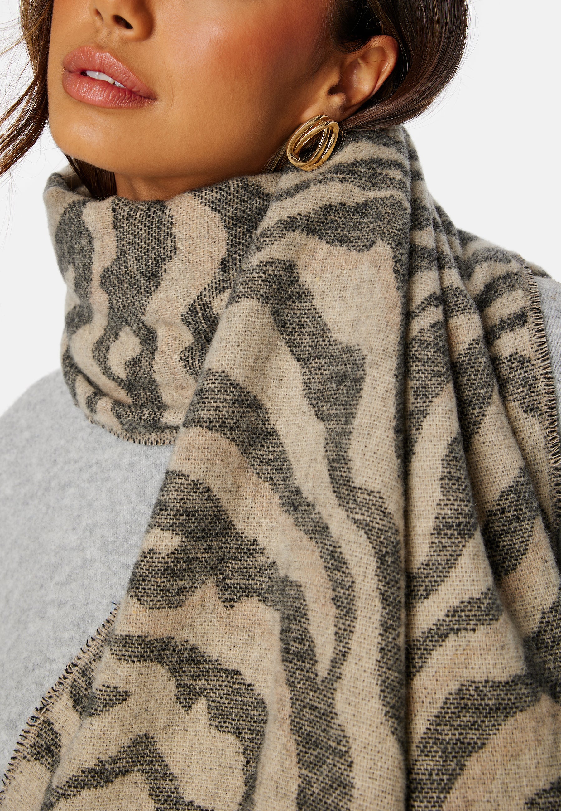 Jira Wool Scarf - Image 3