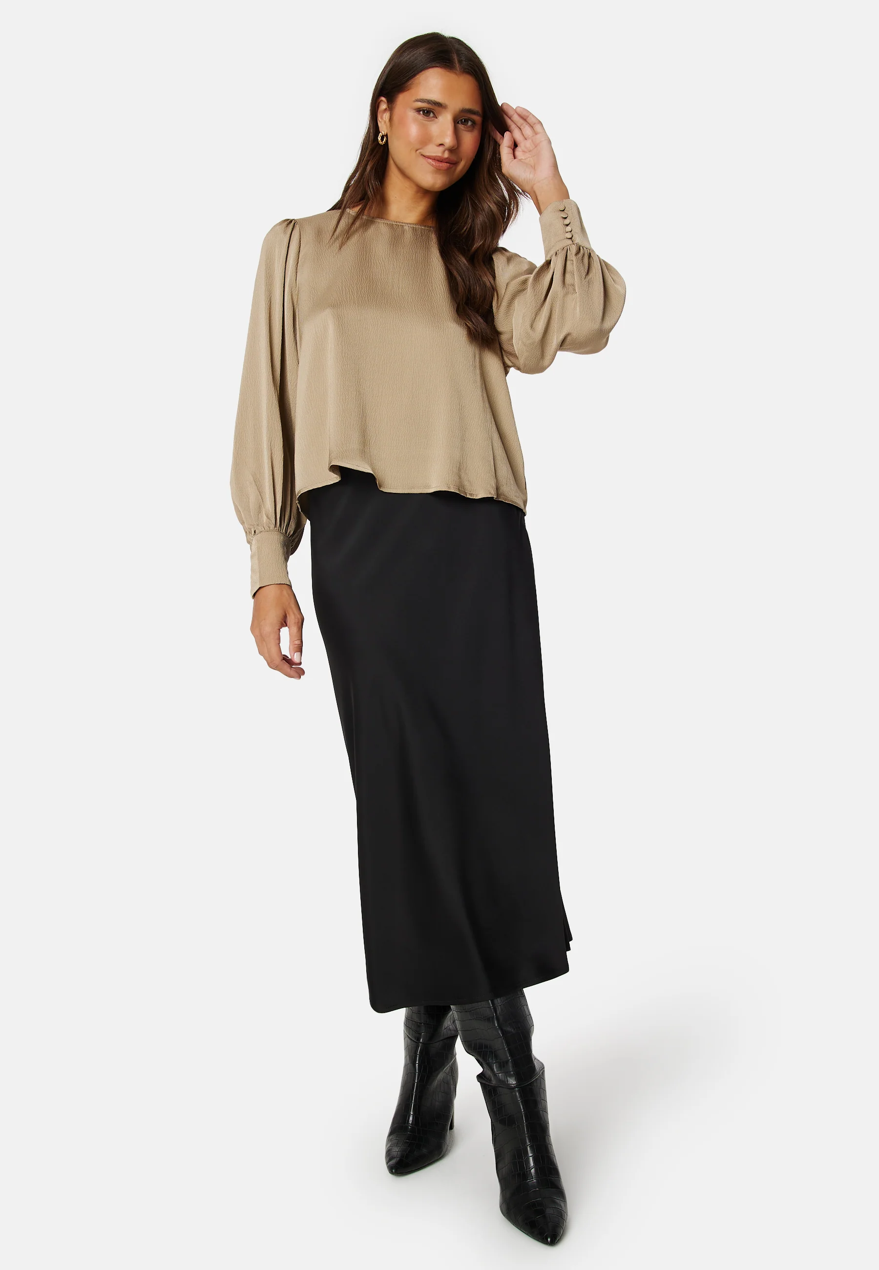 Jovana Ruby O-Neck Top - Image 3
