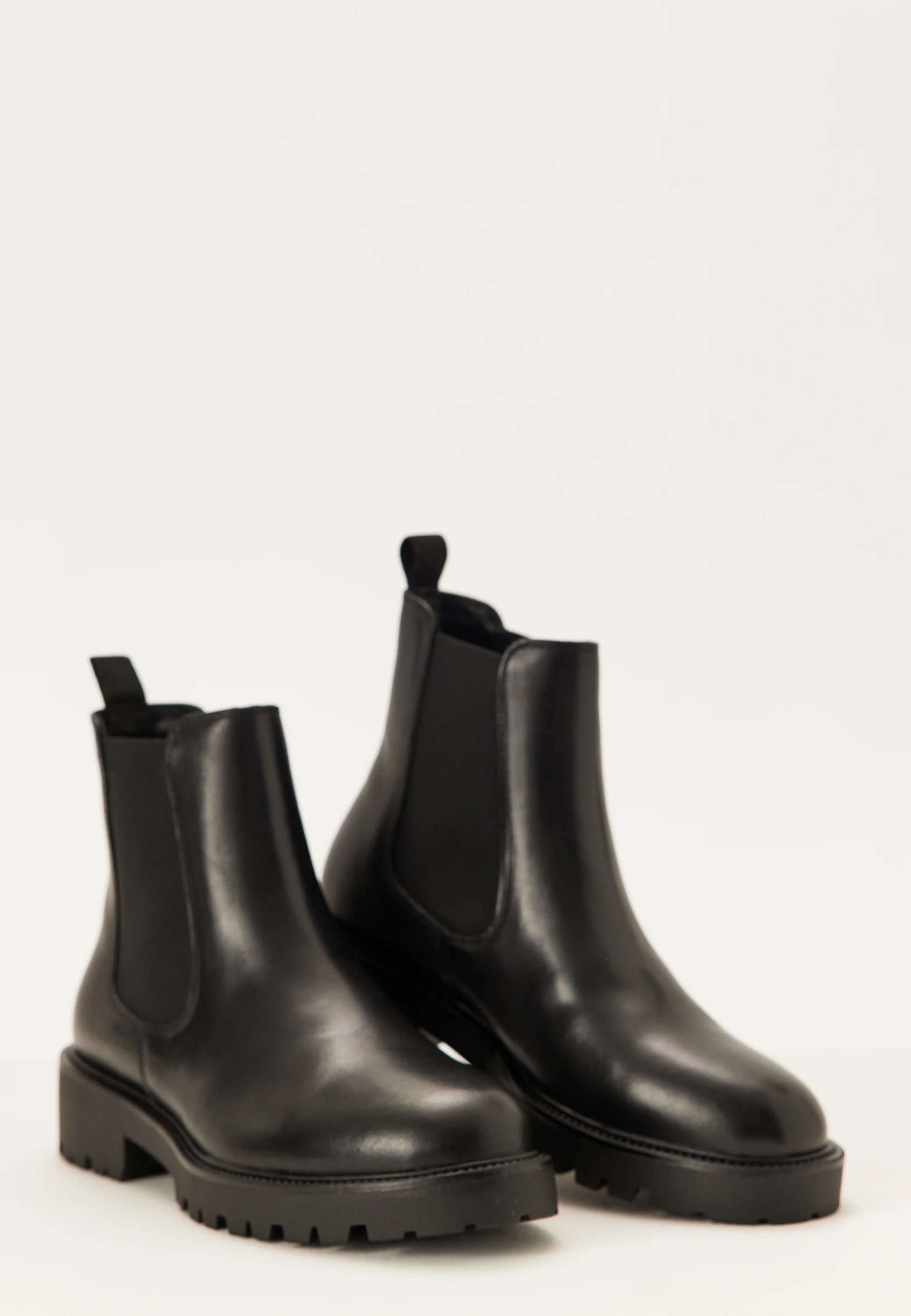 Kenova Chunky Leather Boots - Image 2