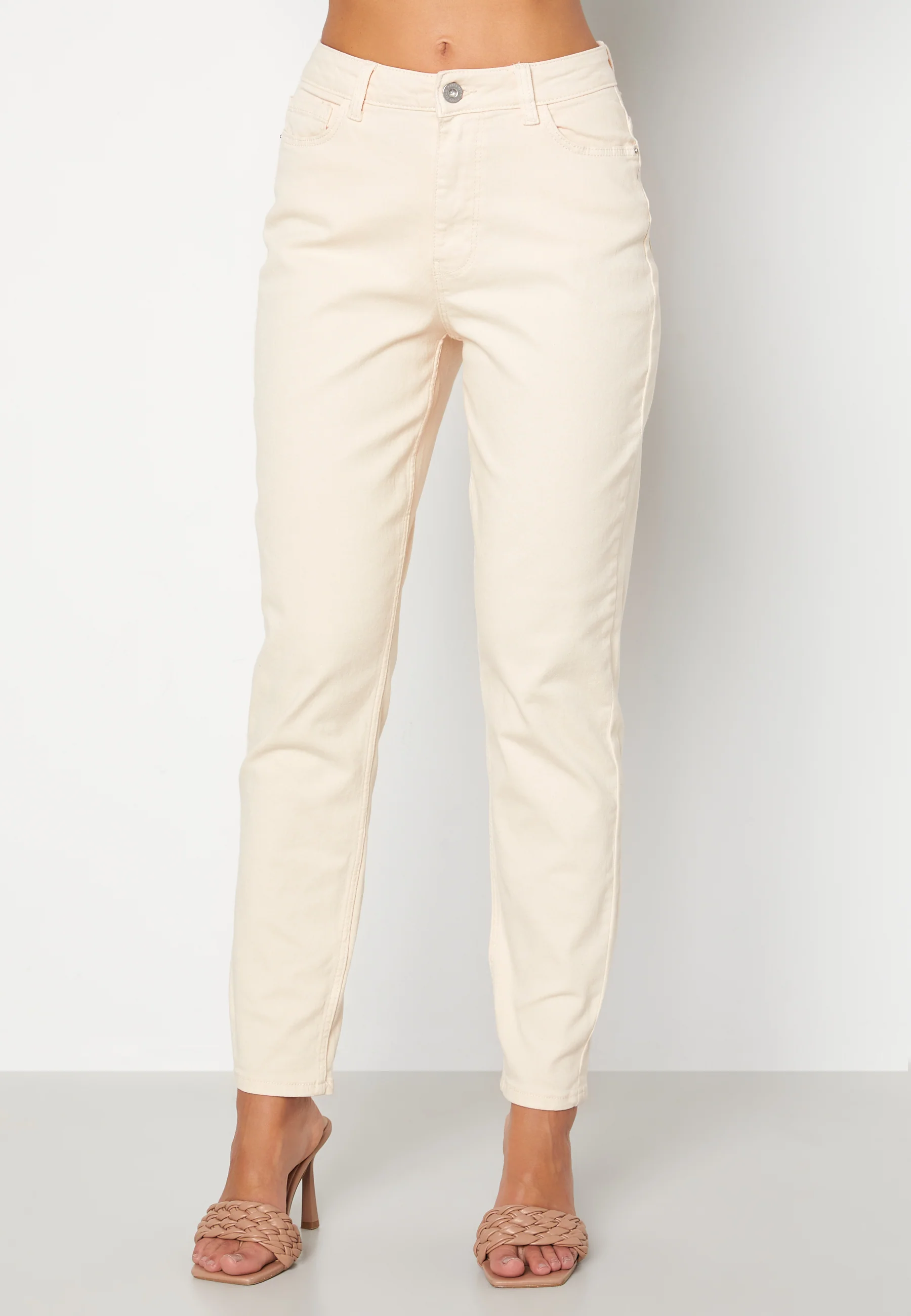 Kesia Mom HW Jeans - Image 3