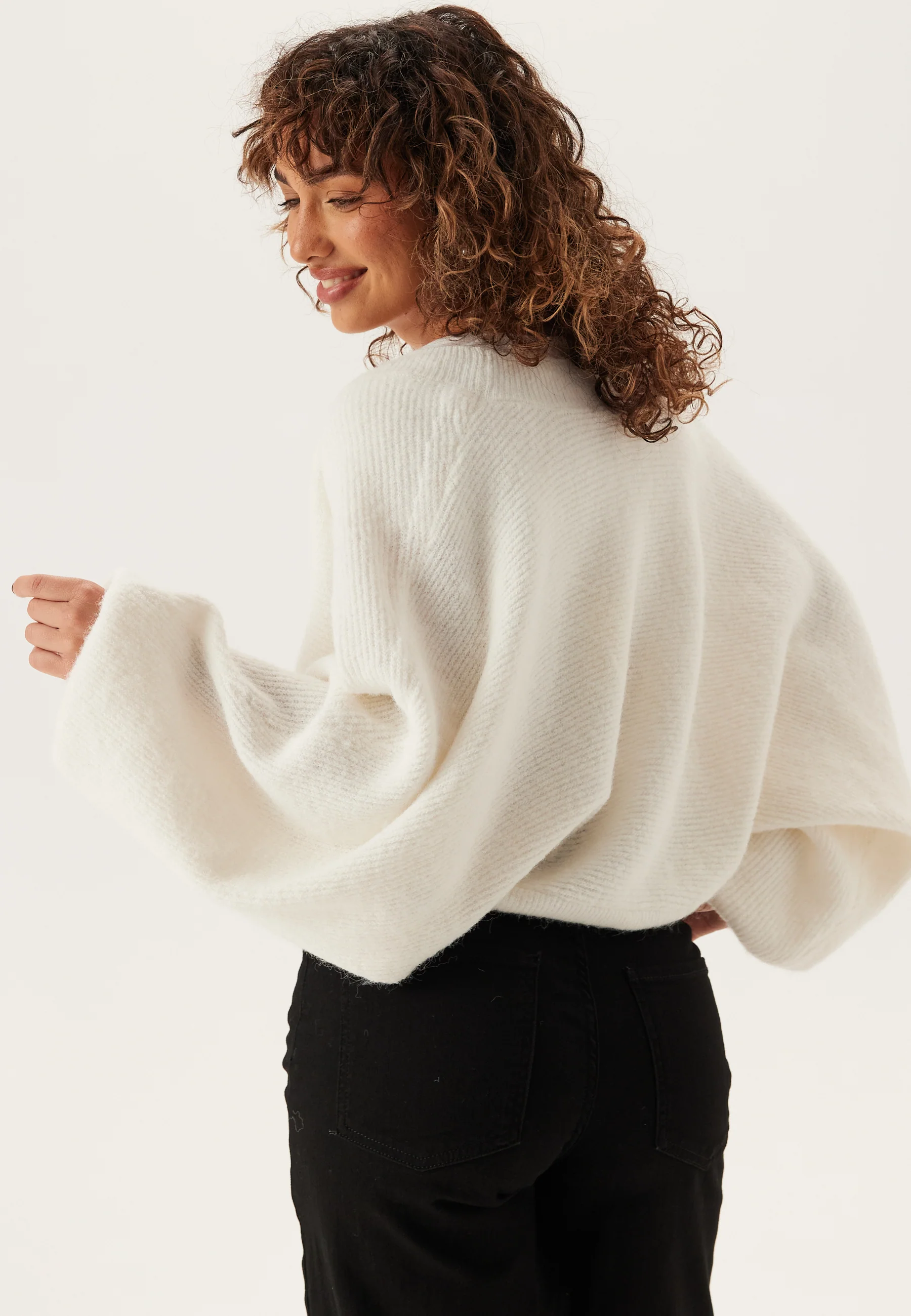 Knitted Bolero - Image 3