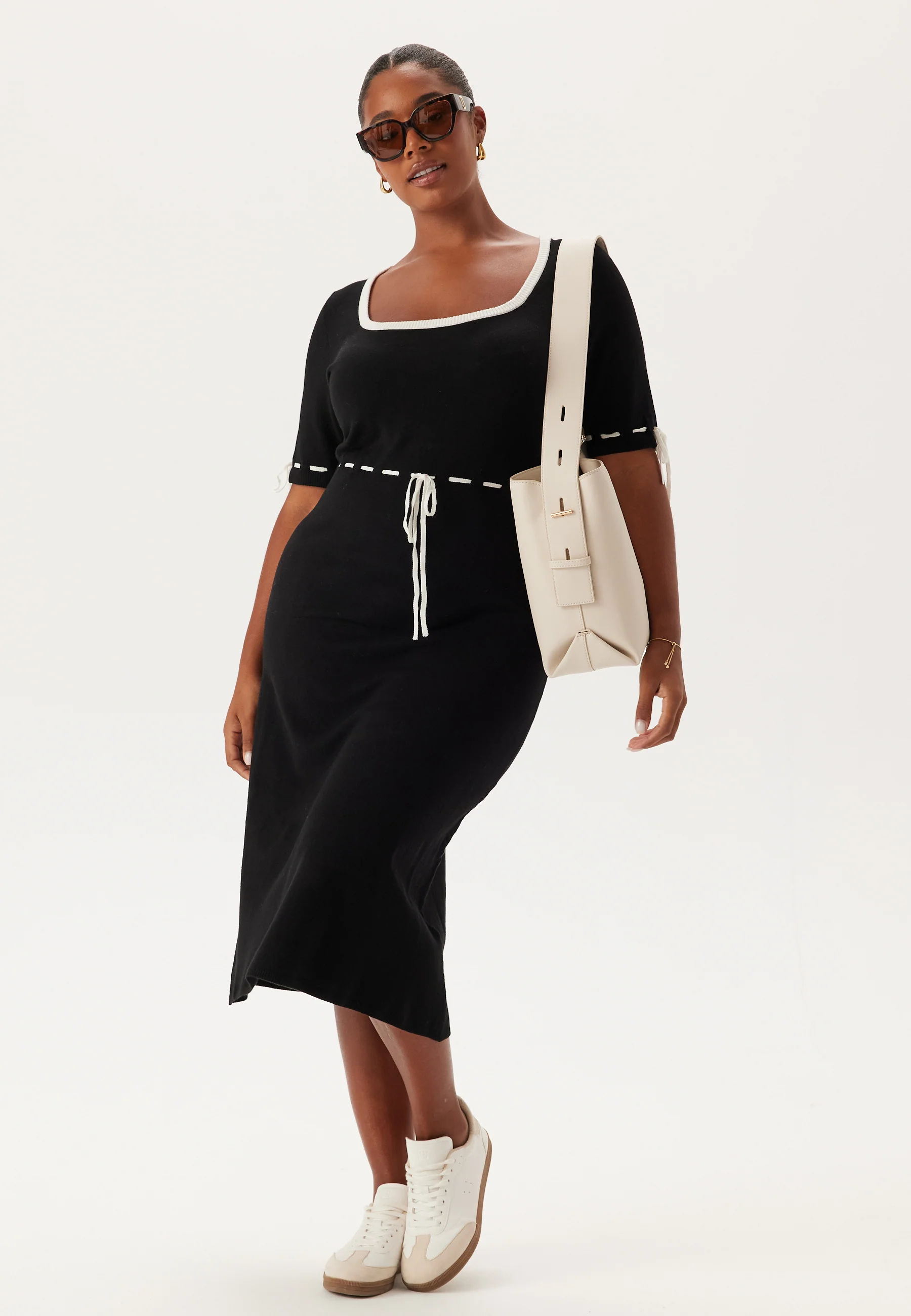 Knitted Bow Dress - Image 5