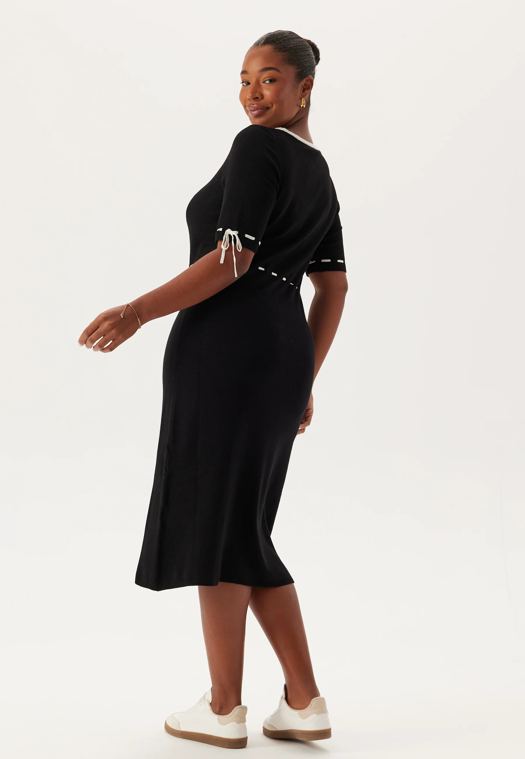 Knitted Bow Dress - Image 7