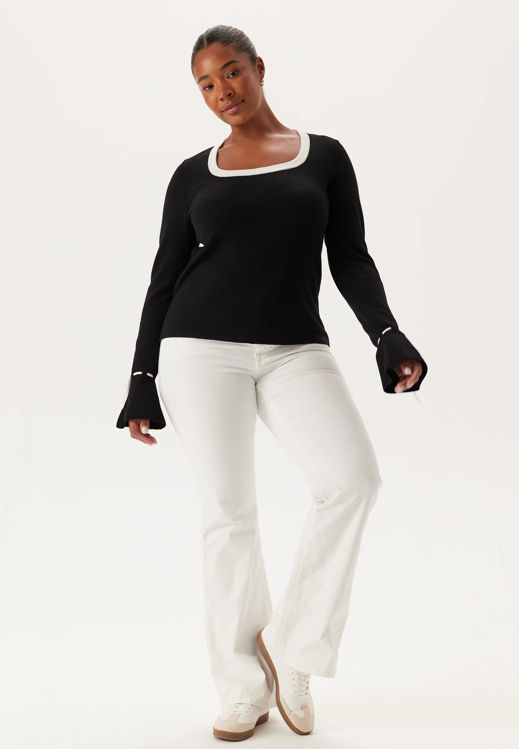 Knitted Bow Sweater - Image 9