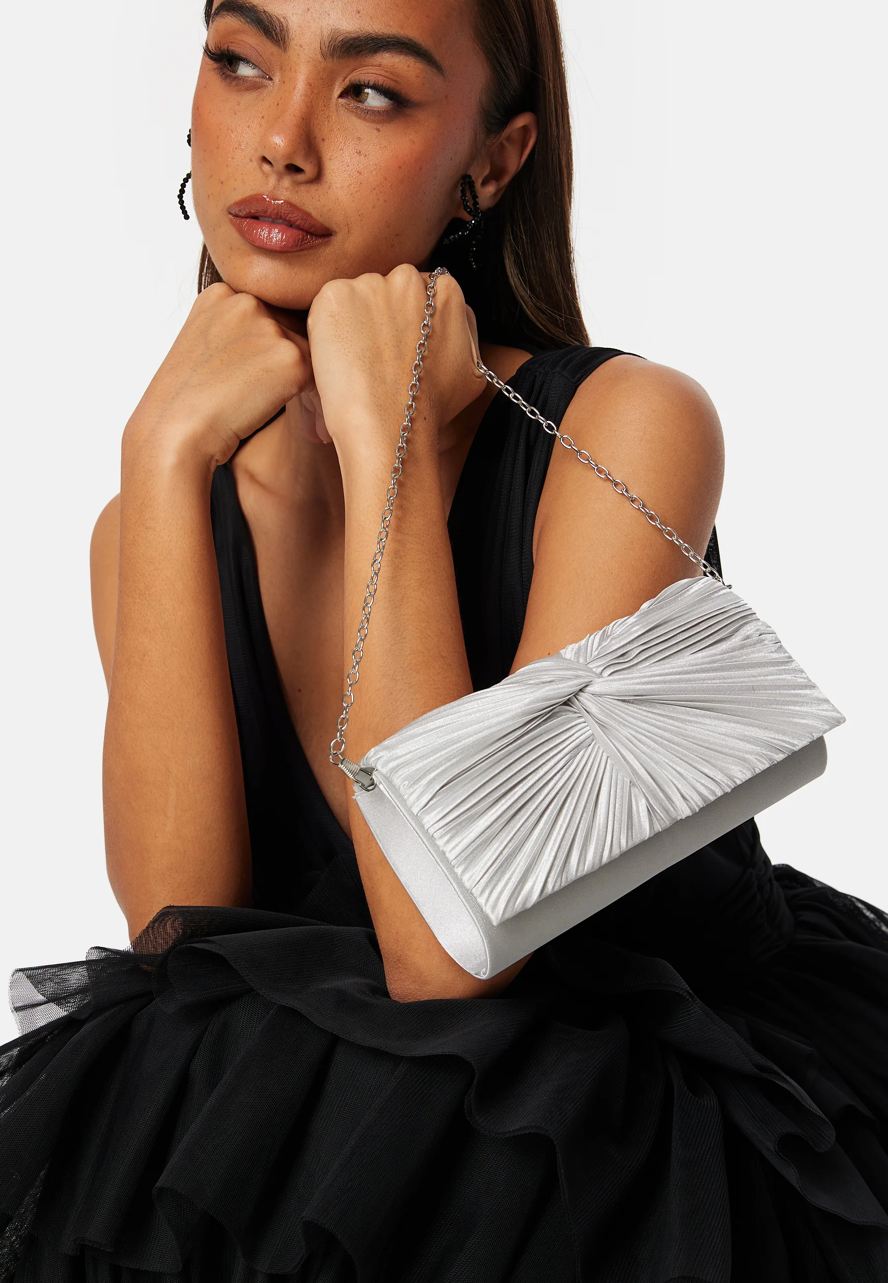 Knot Clutch
