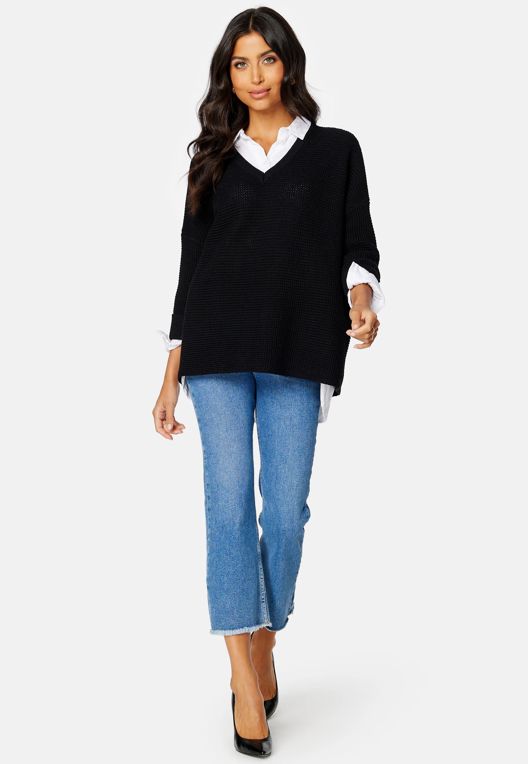 Leanna 3/4 V-Neck Long Blouse - Image 2