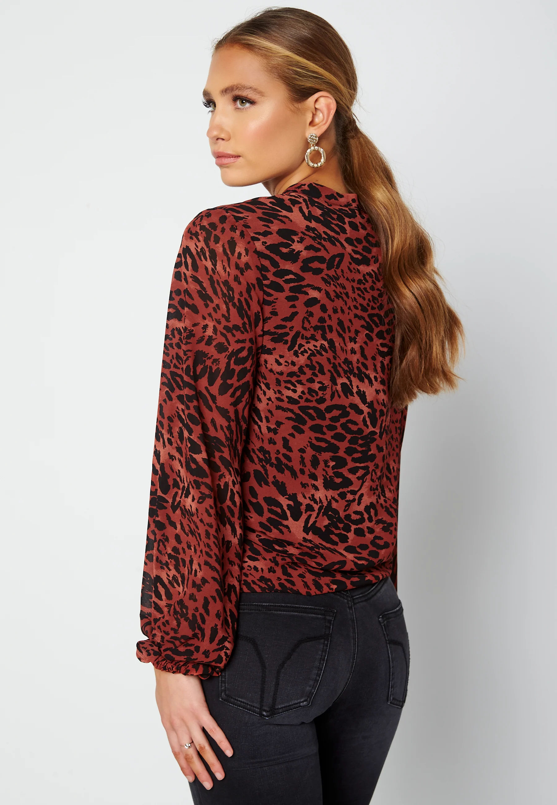 Leoa L/S Ballon Sleeve - Image 3