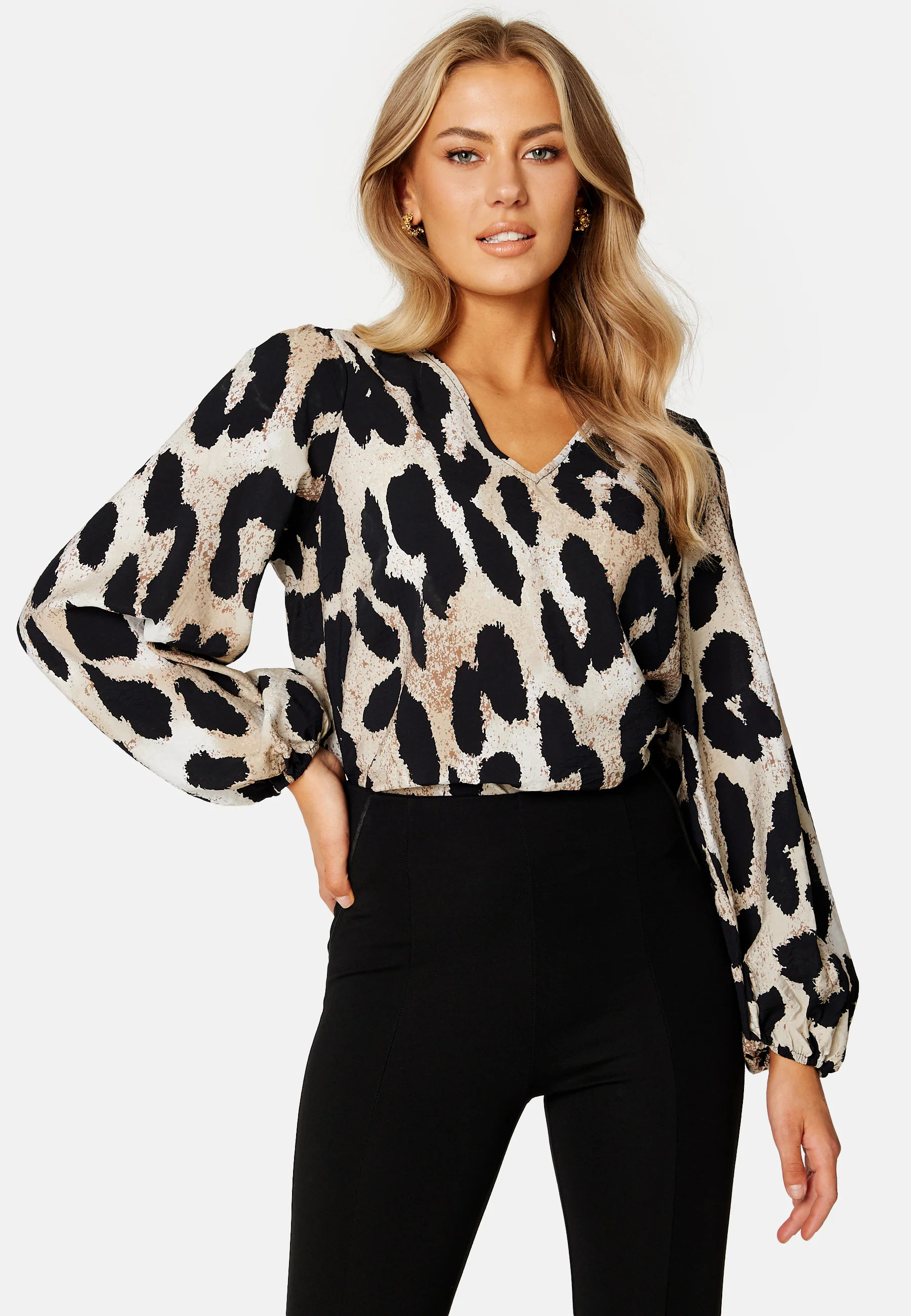 Leonora L/S V-Neck Top