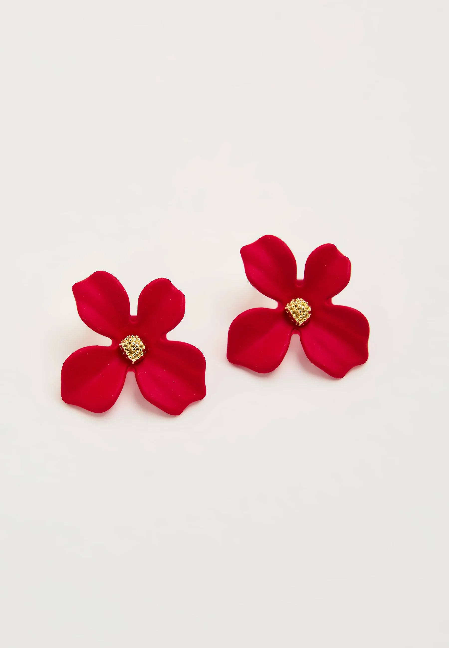 Lilly Flower Earring - Image 2