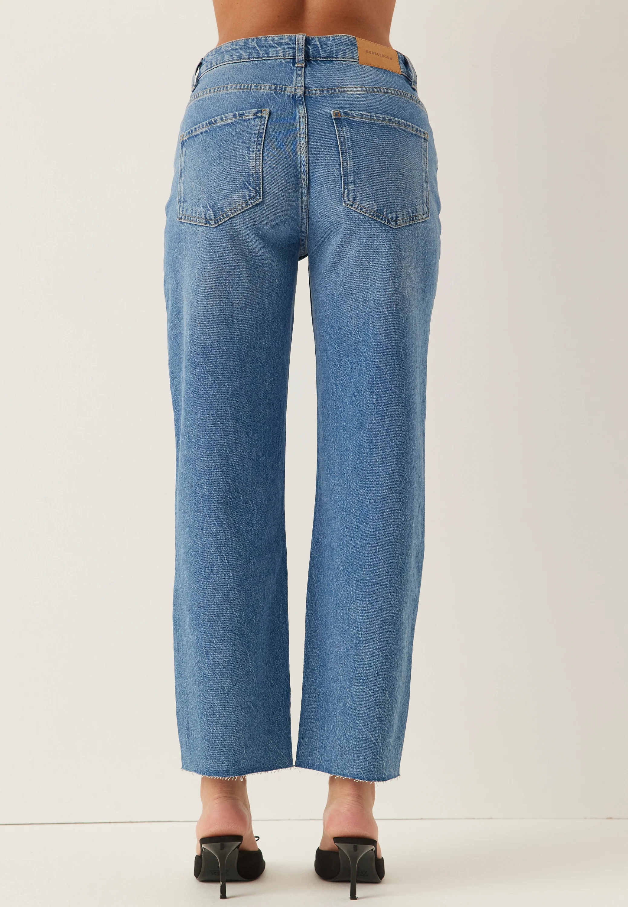 Linn High Straight Ankle Jeans - Image 3