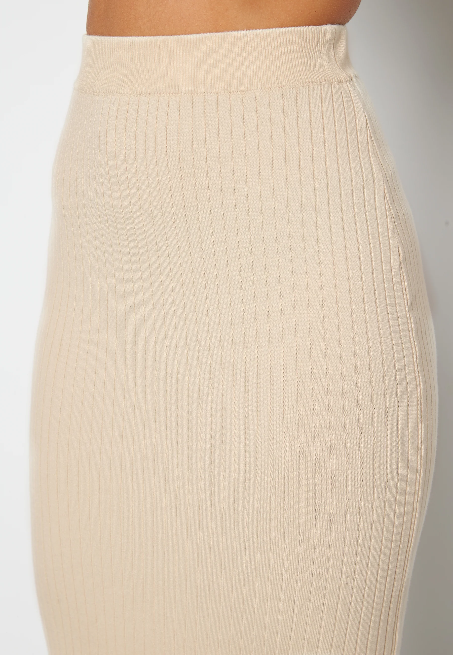 Linnelle knitted skirt - Image 4