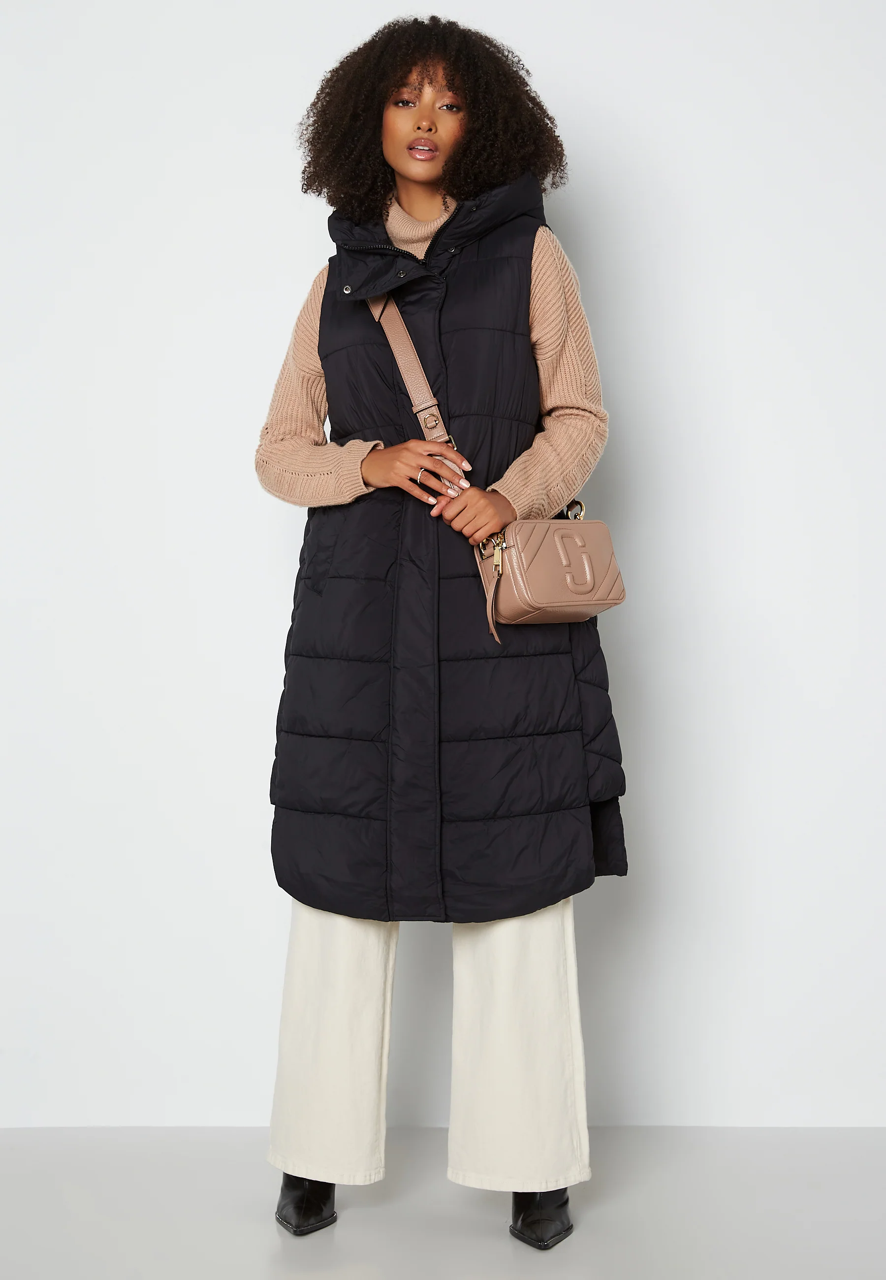 Lira Padded Vest - Image 2