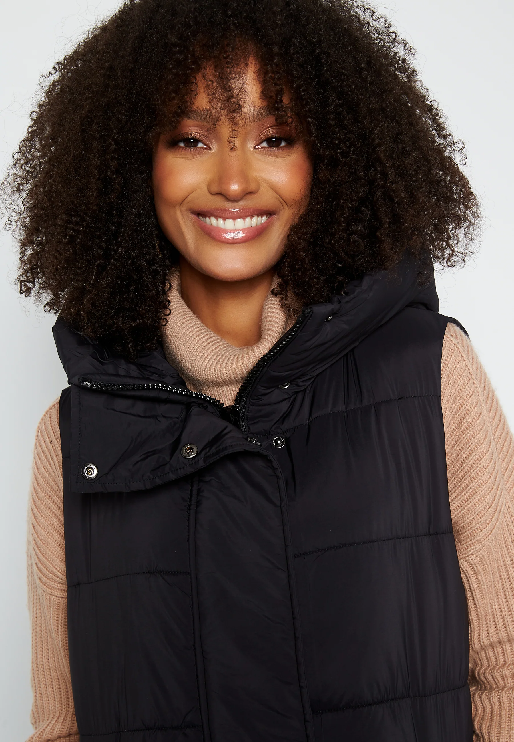 Lira Padded Vest - Image 5