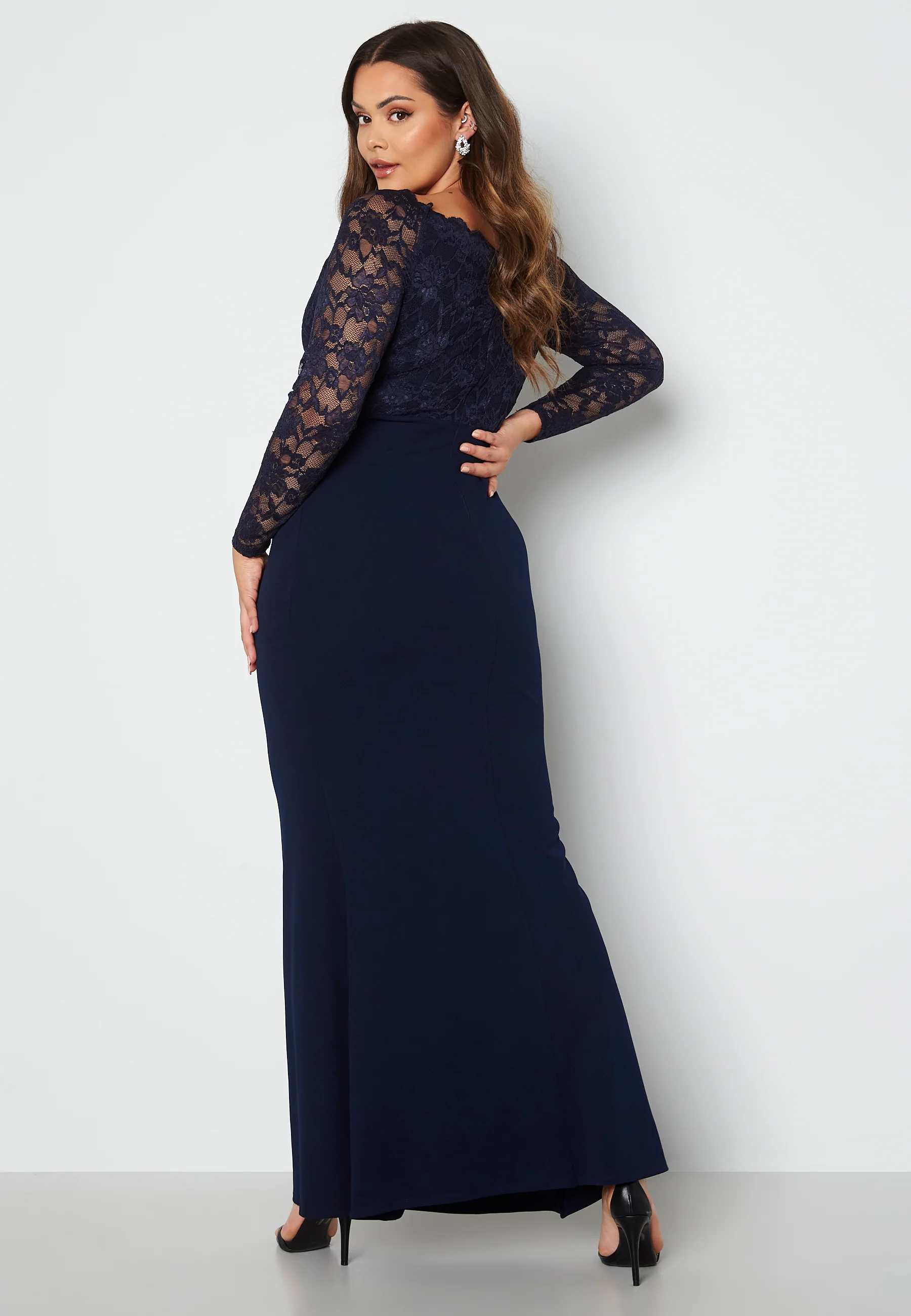 Long Sleeve Lace Trim Maxi Dress - Image 2