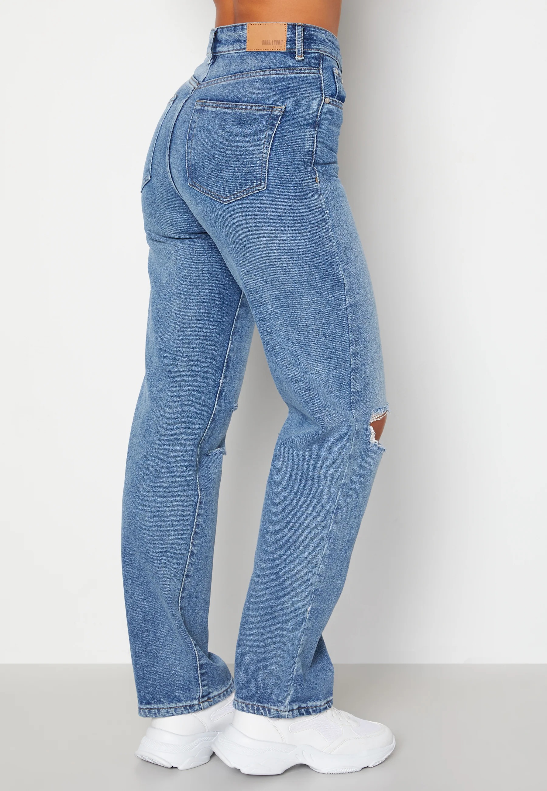 Lori straight leg jeans - Image 6