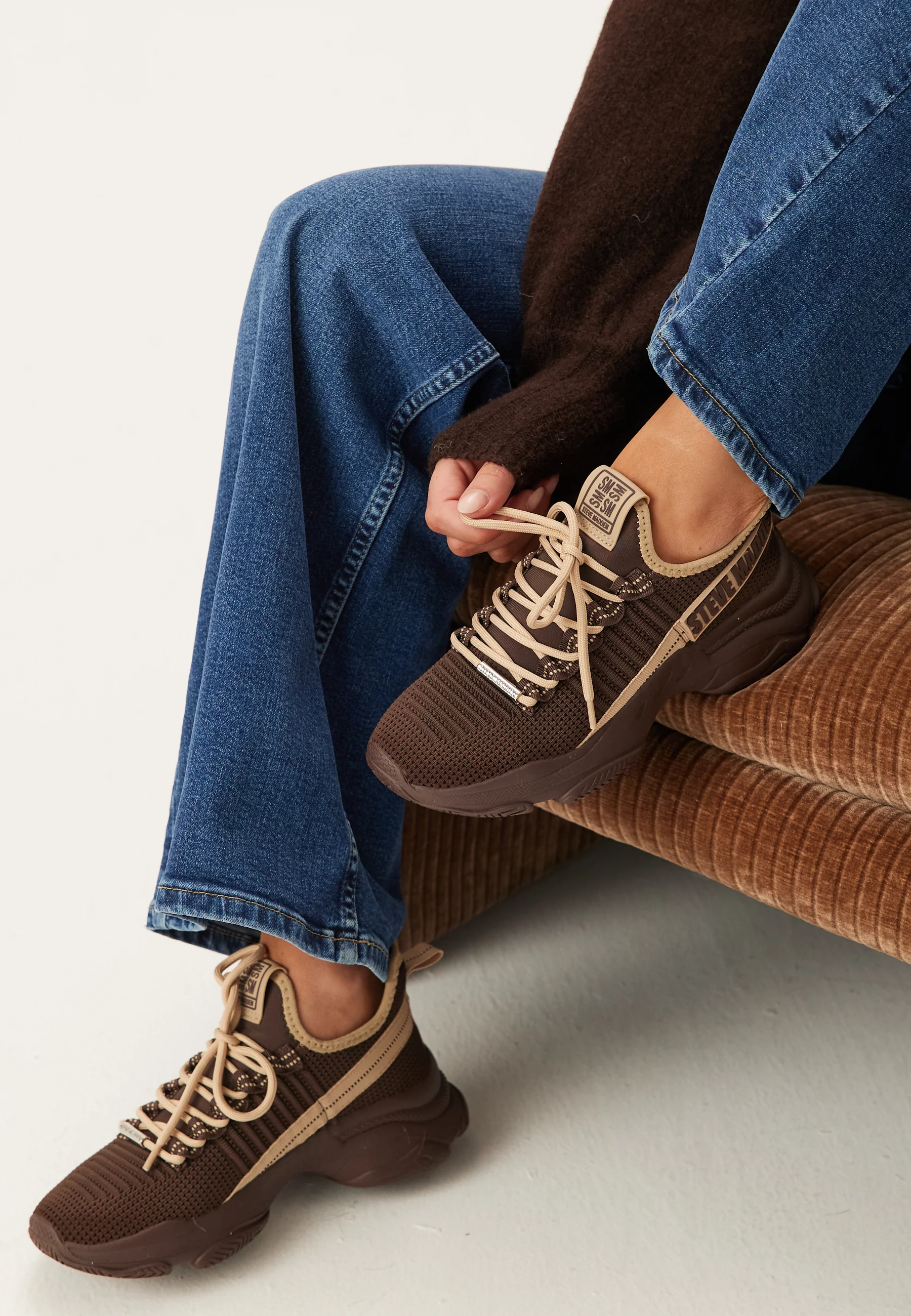 Mac-E Sneaker - Image 2