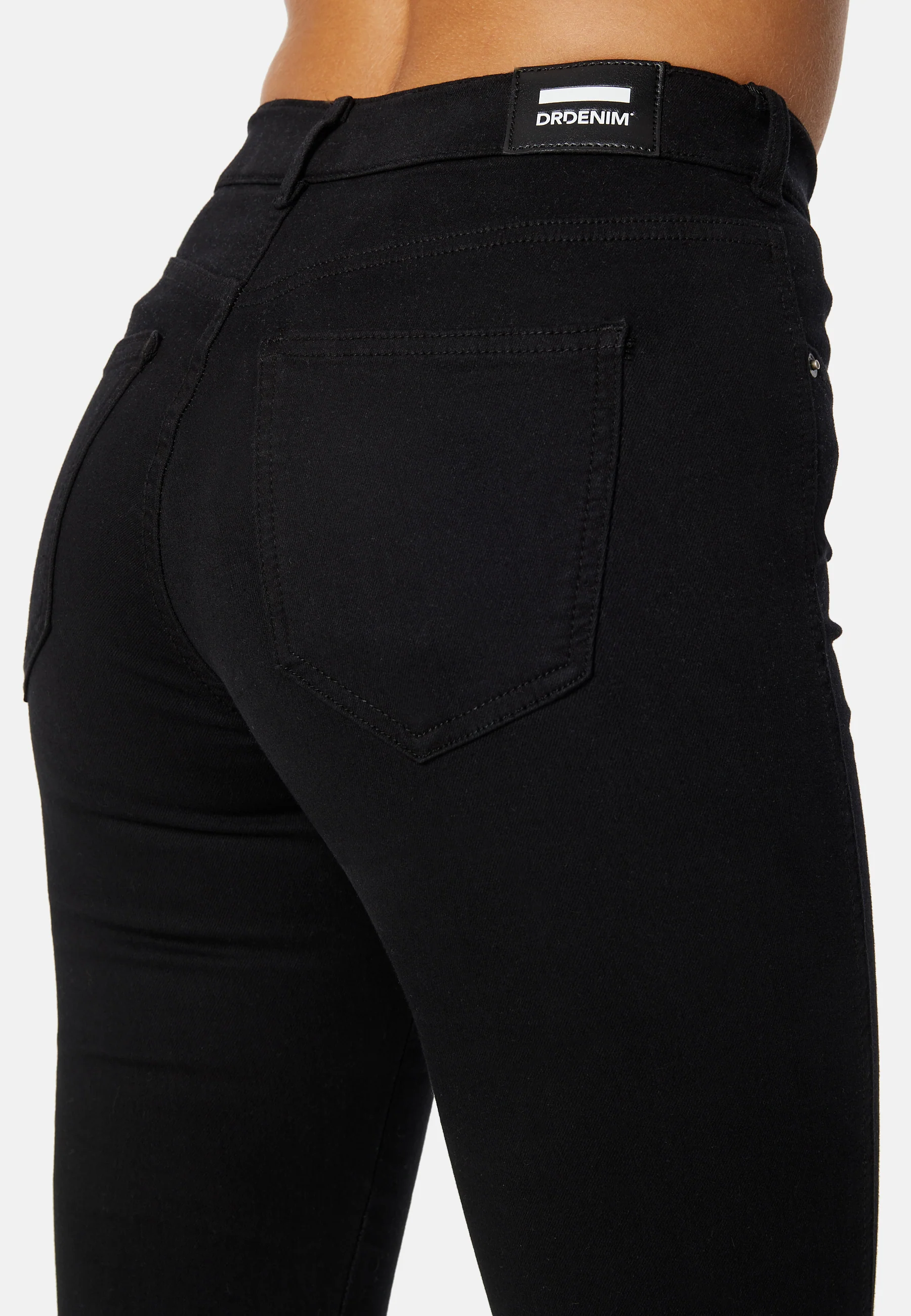 Macy - Image 6