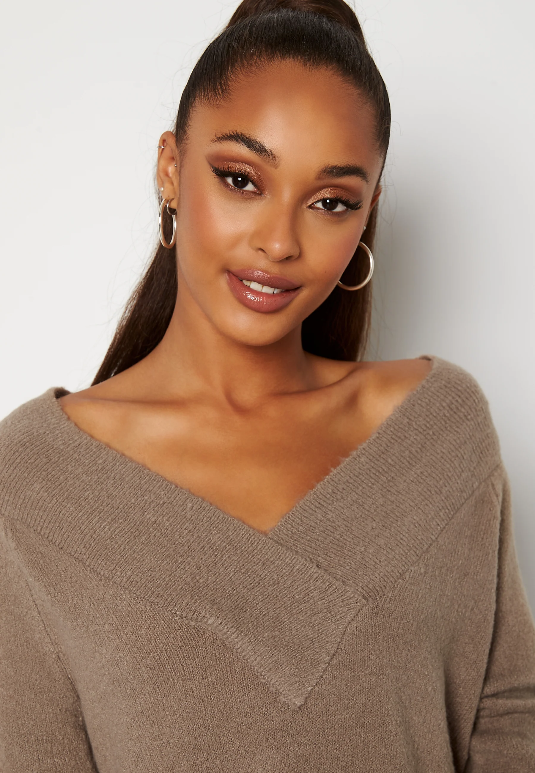 Madelia V-Neck L/S Knit Top - Image 4