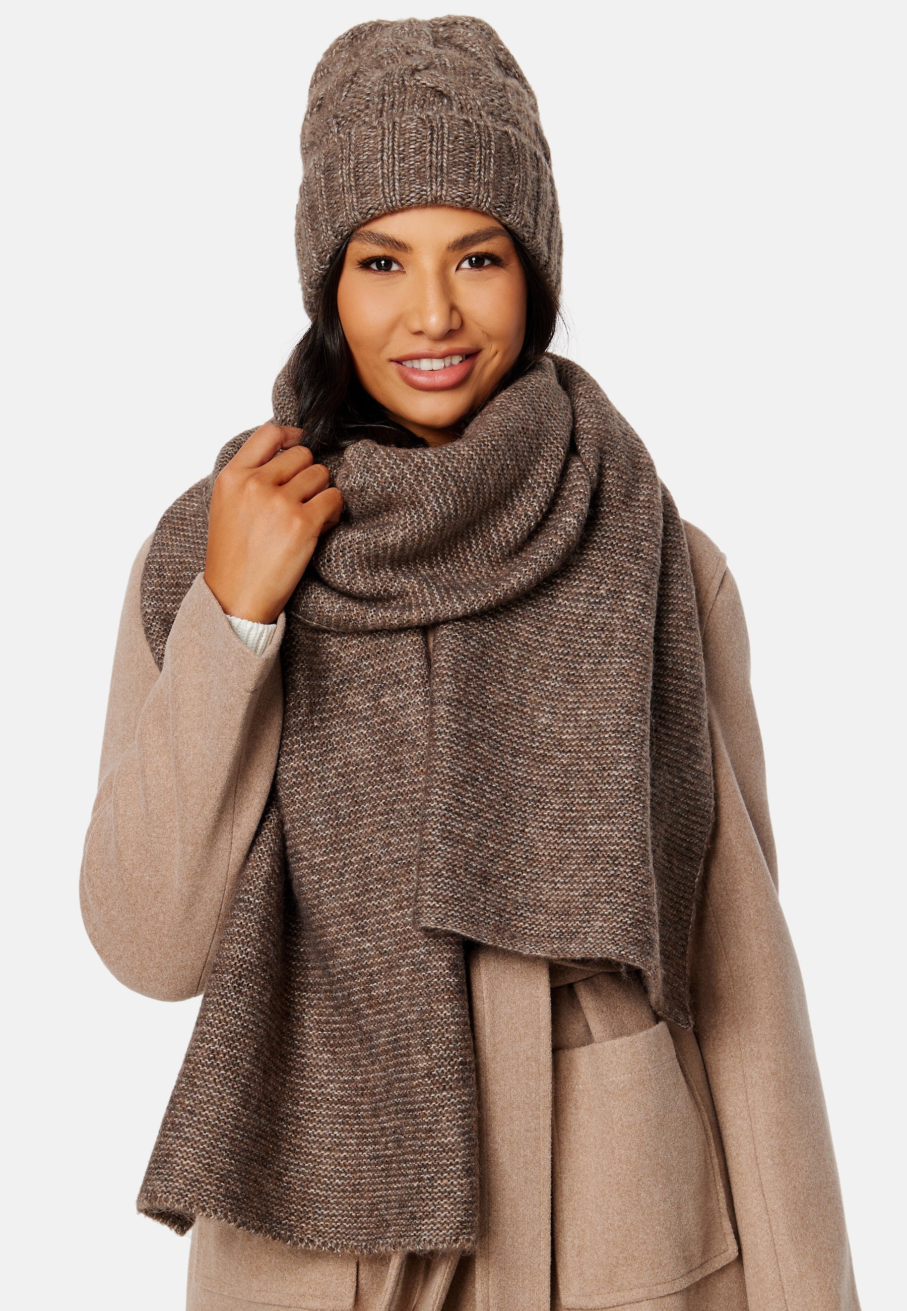Malin knitted hat - Image 3