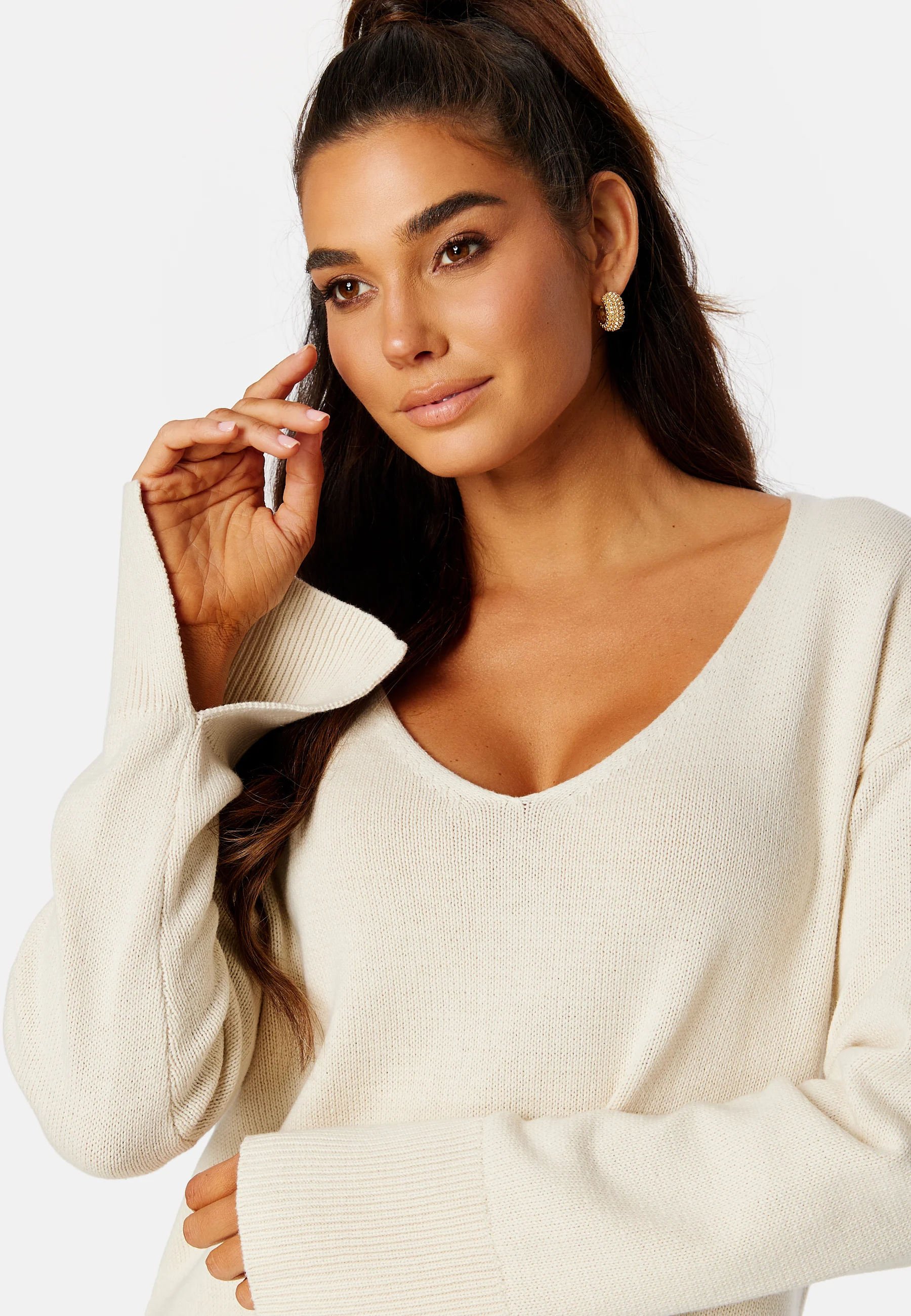 Maya v-neck slit sweater - Image 4