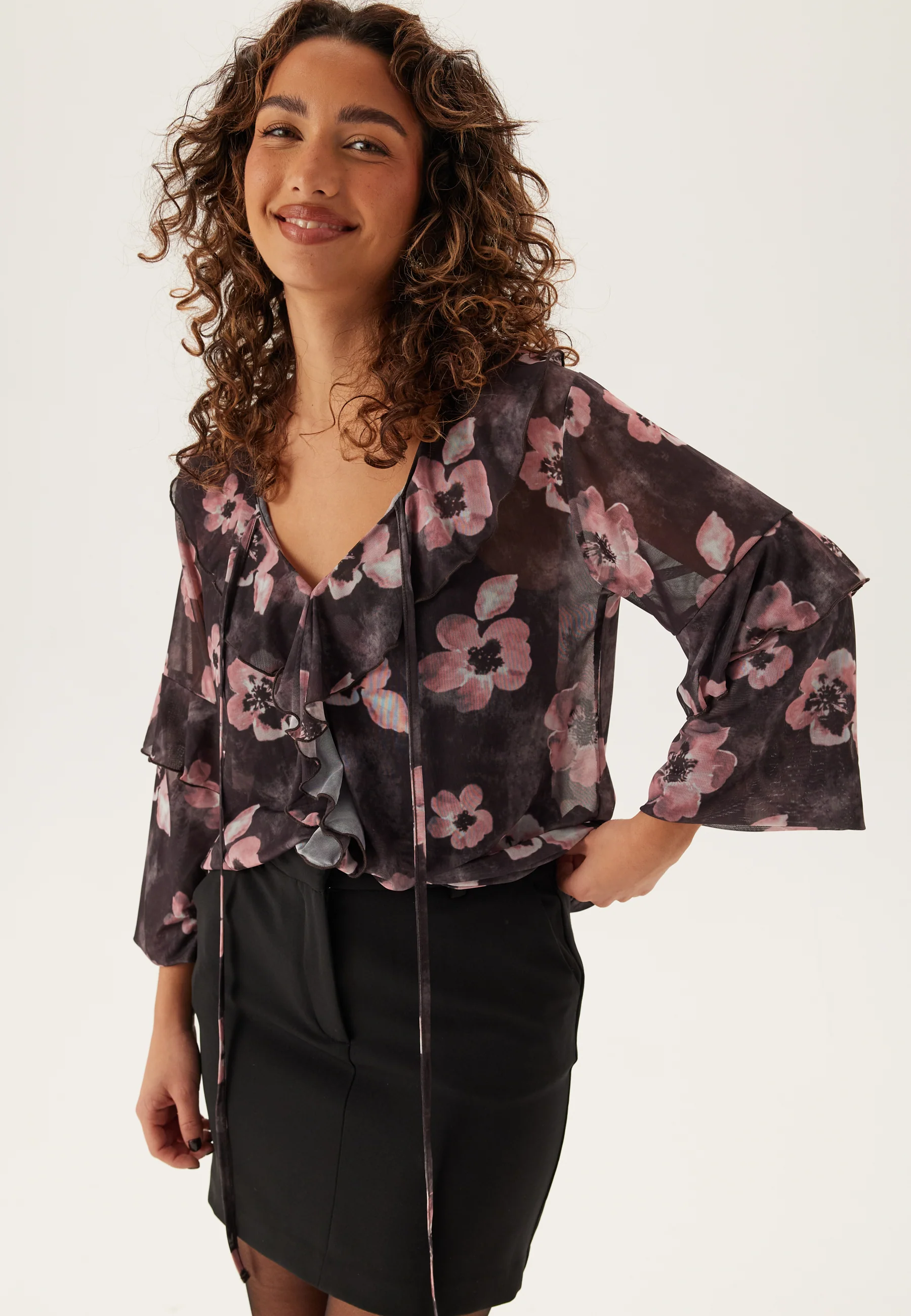 Mesh Frill Top - Image 4