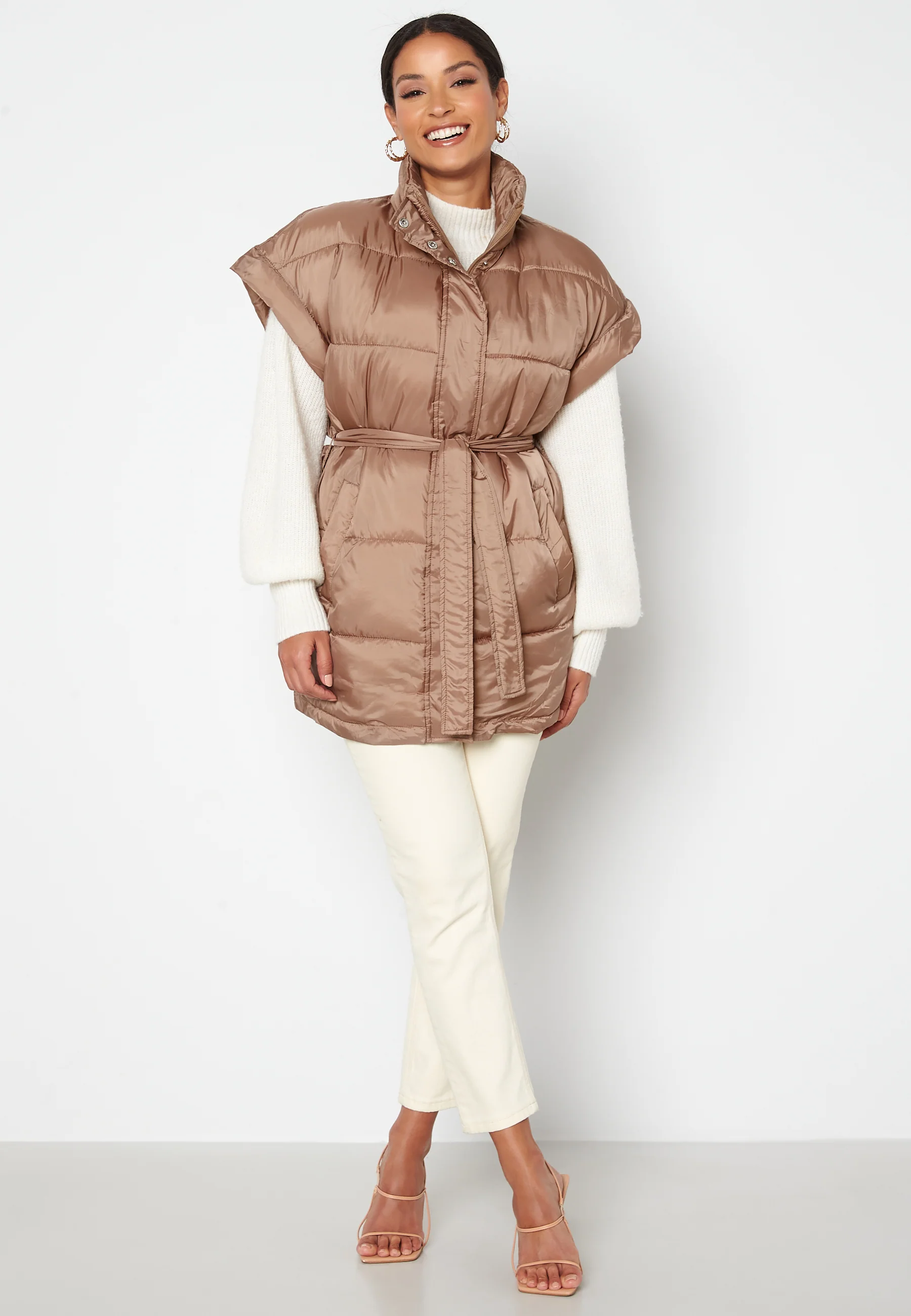 Misk Quilted Waistcoat - Image 2
