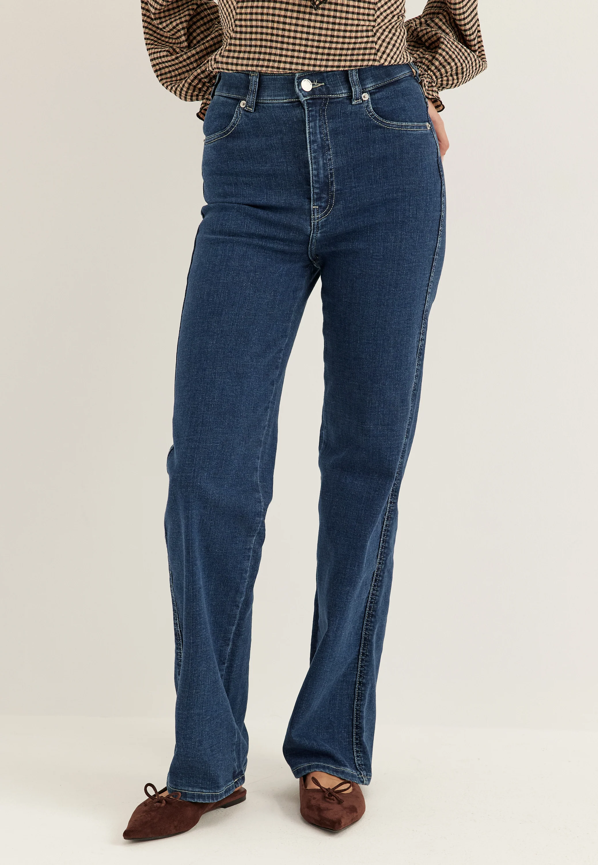 Moxy Straight
