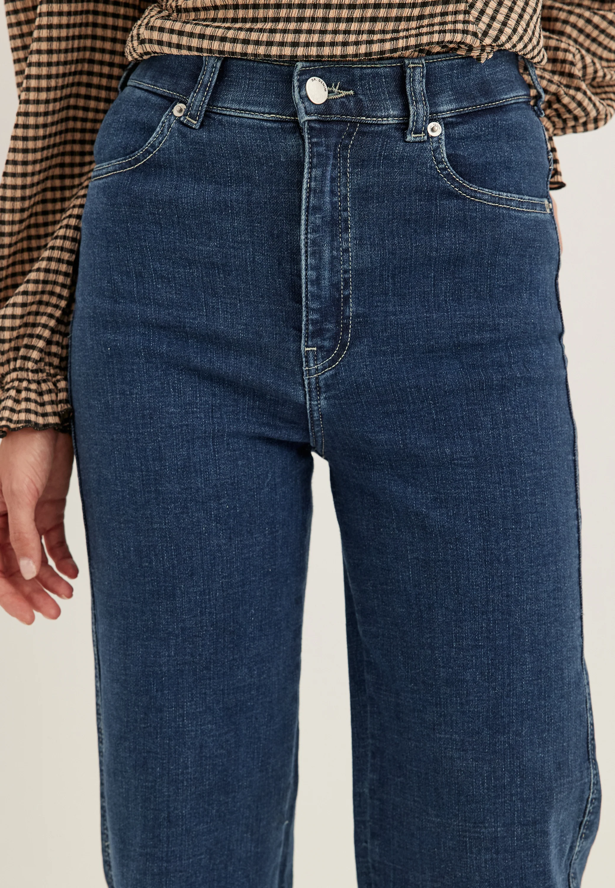 Moxy Straight - Image 6