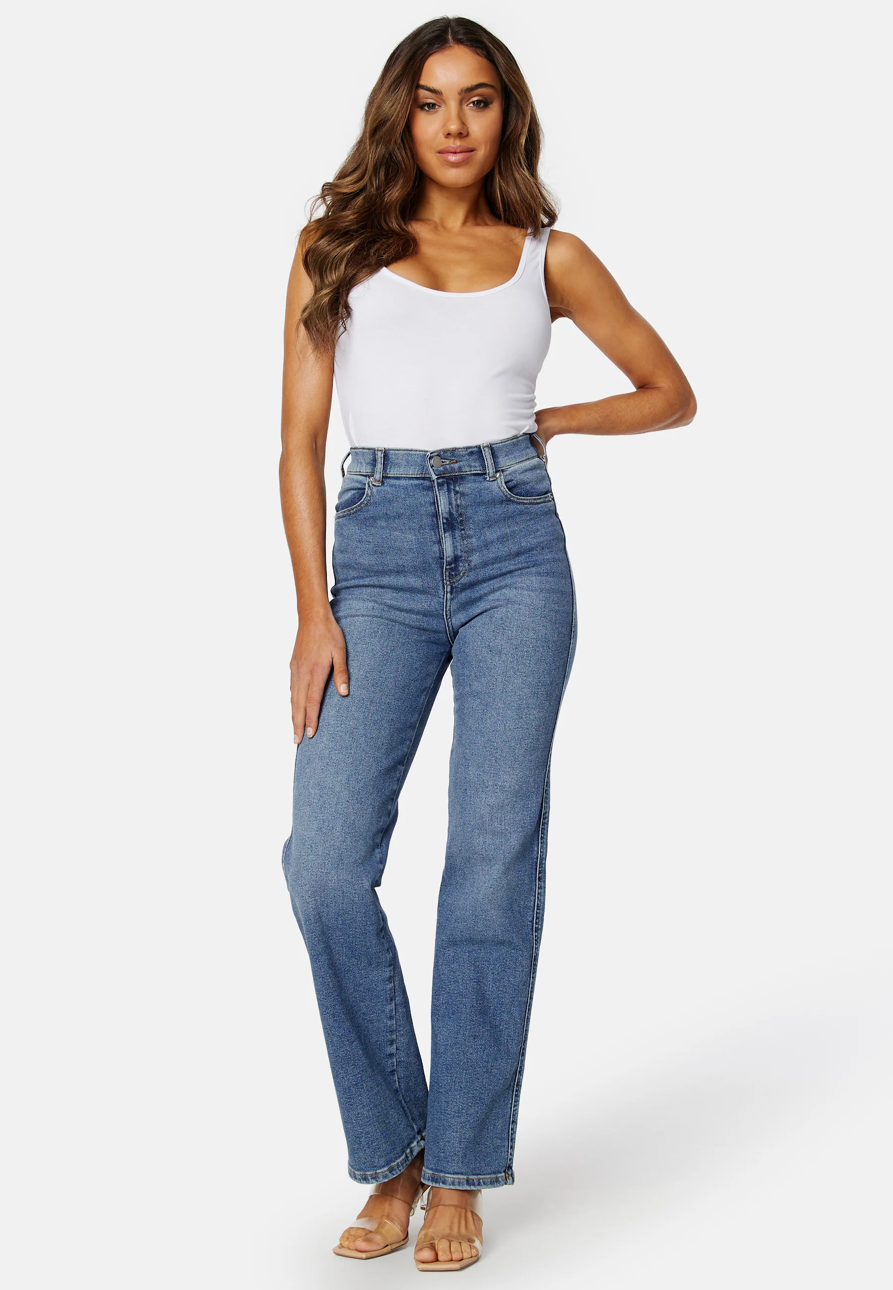 Moxy Straight - Image 3