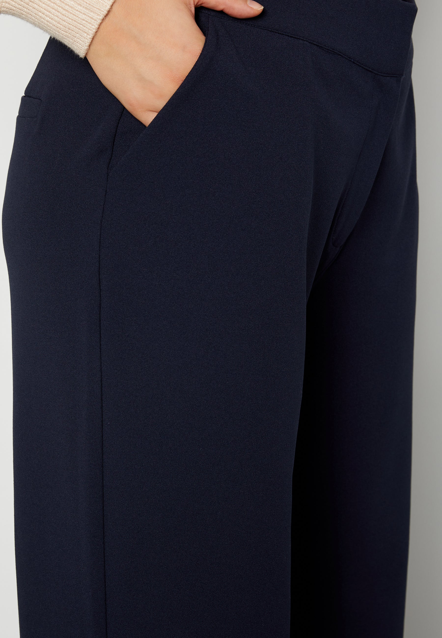 Mya soft suit pants - Image 9