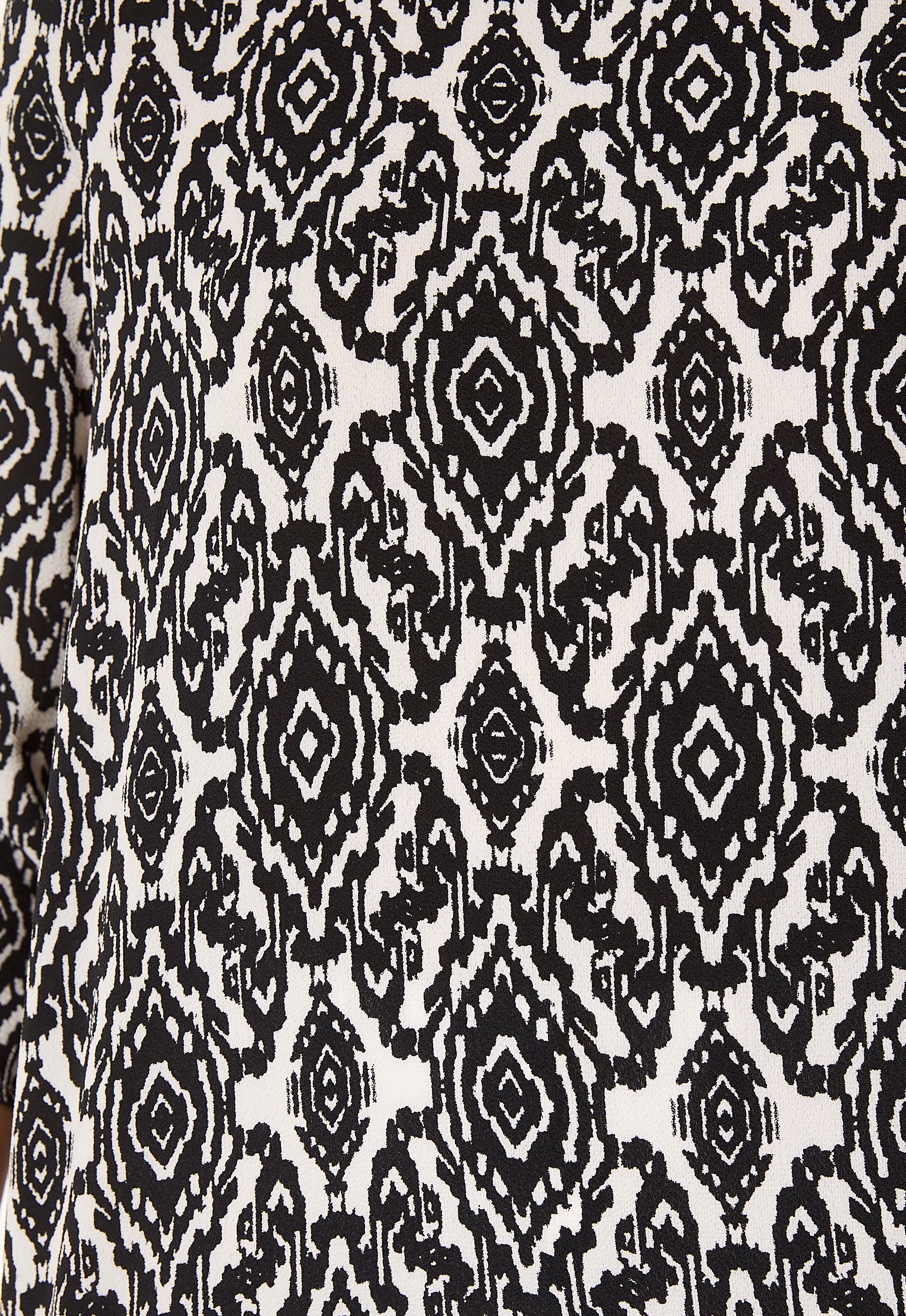 Nova Lux 3/4 Sleeve Top - Image 3