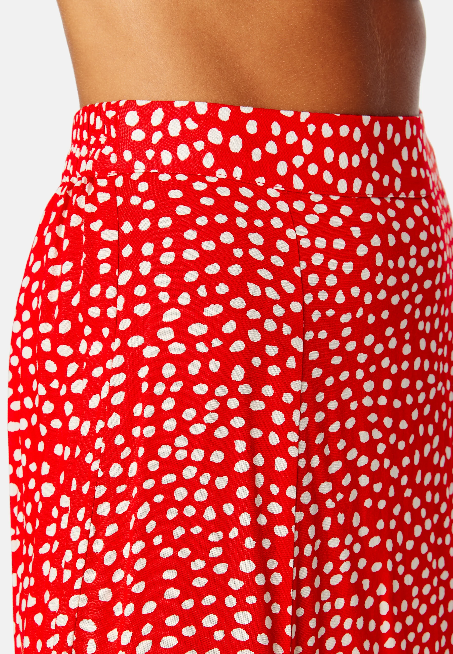 Nya HW Slit Midi Skirt - Image 4