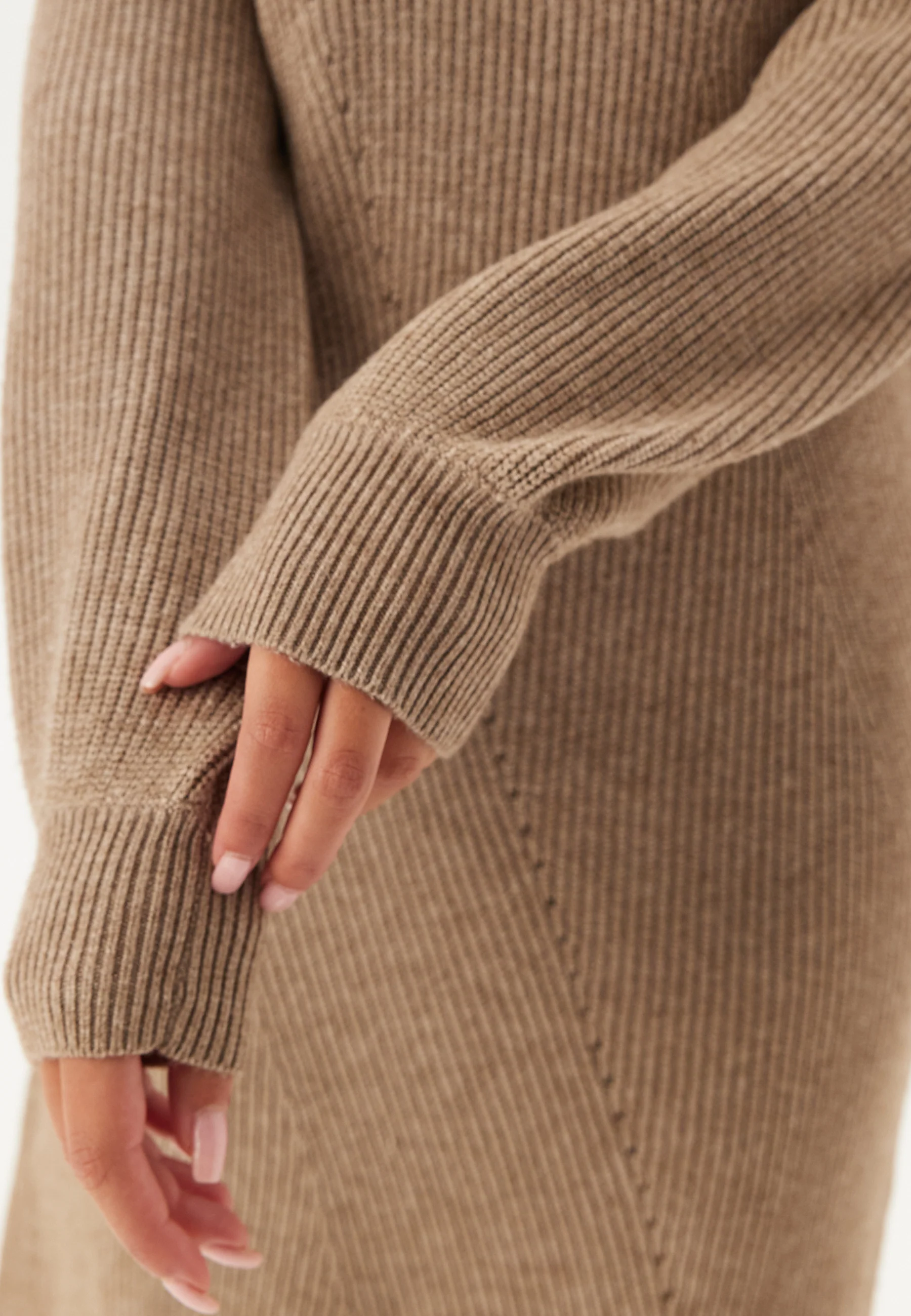 Objditte Re L/S Knit Midi Dress - Image 4