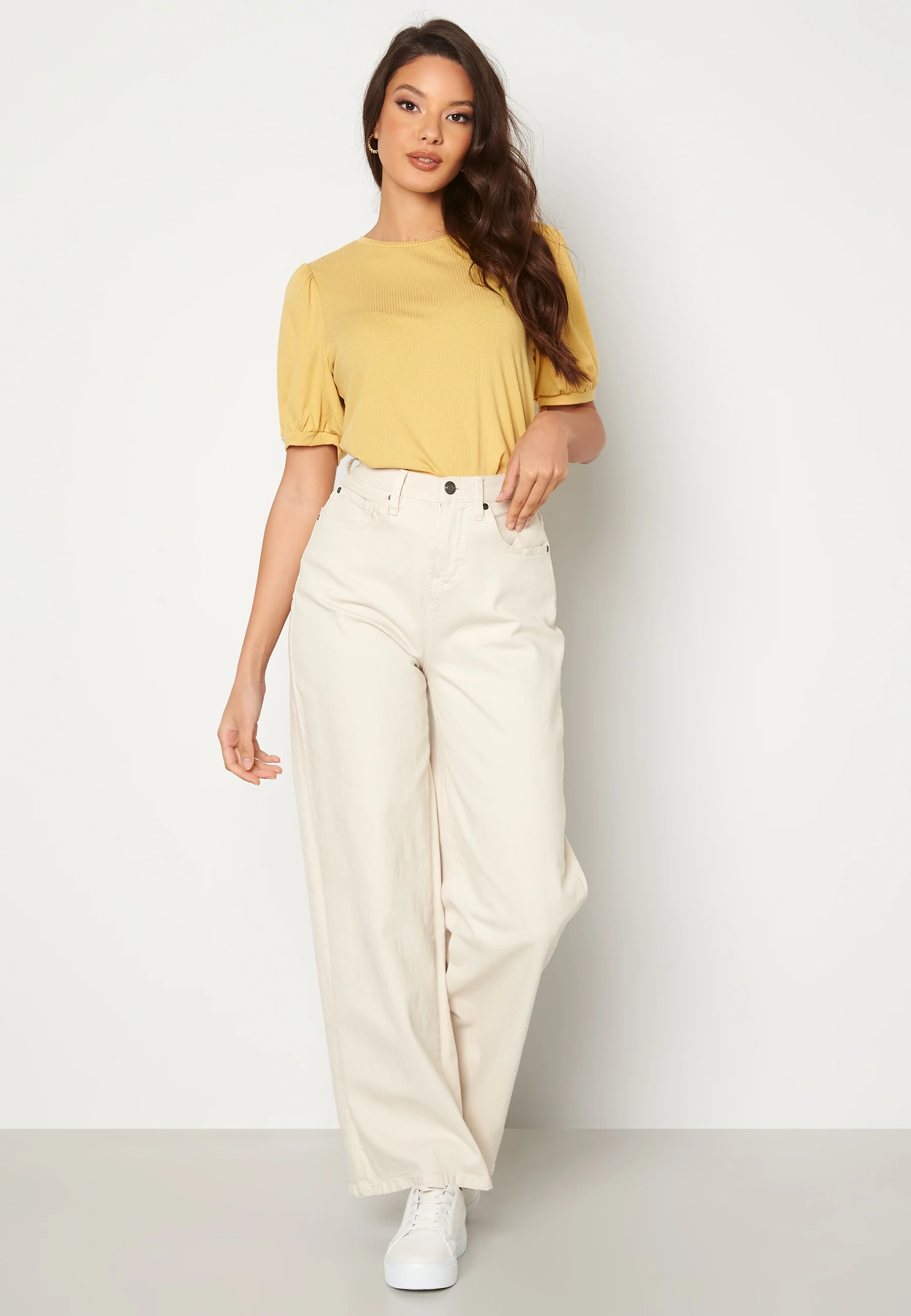 Objjamie S/S Top - Image 2
