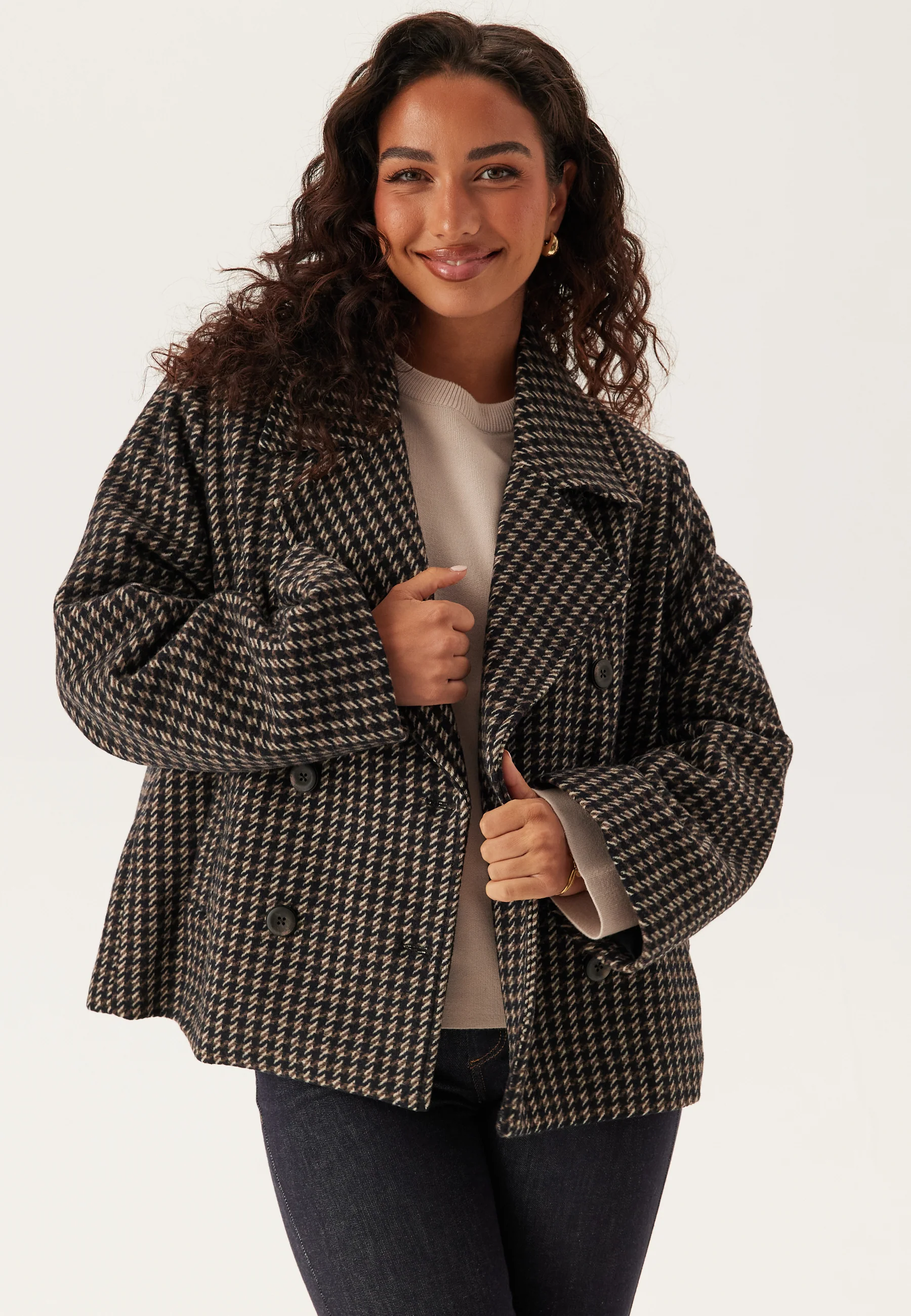 Objkeily Short Jacket - Image 3