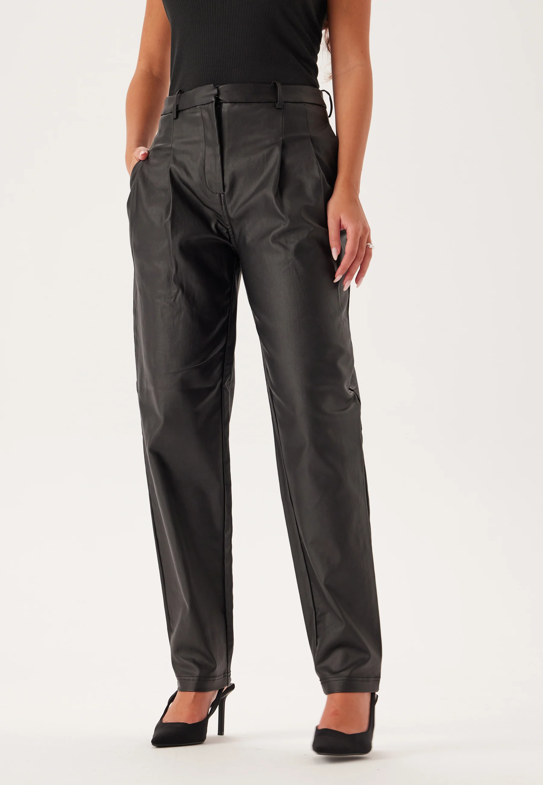 Objmelba Tapered Coated Pant - Image 4