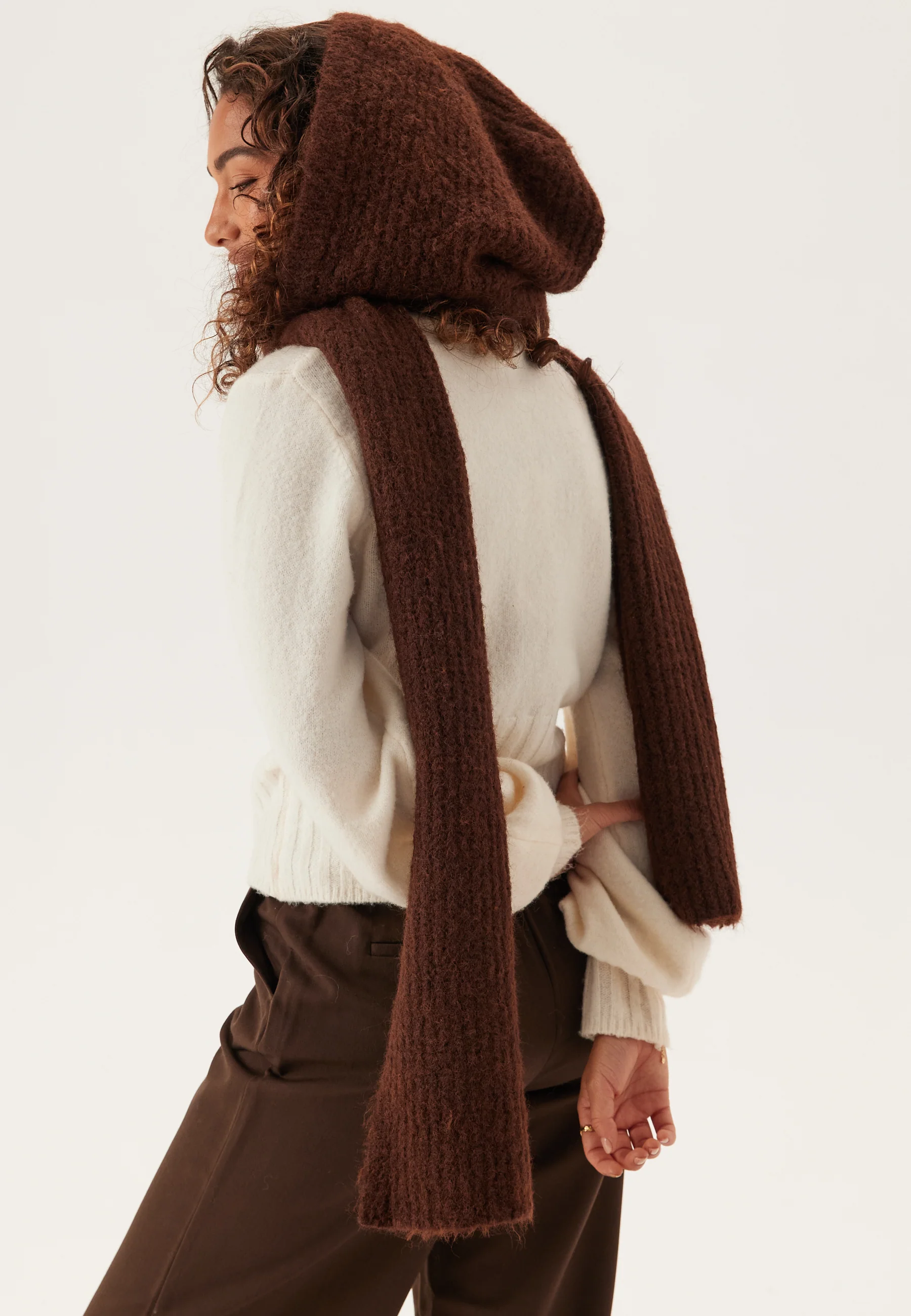 Objmilu Scarf Knit Balaclava - Image 2