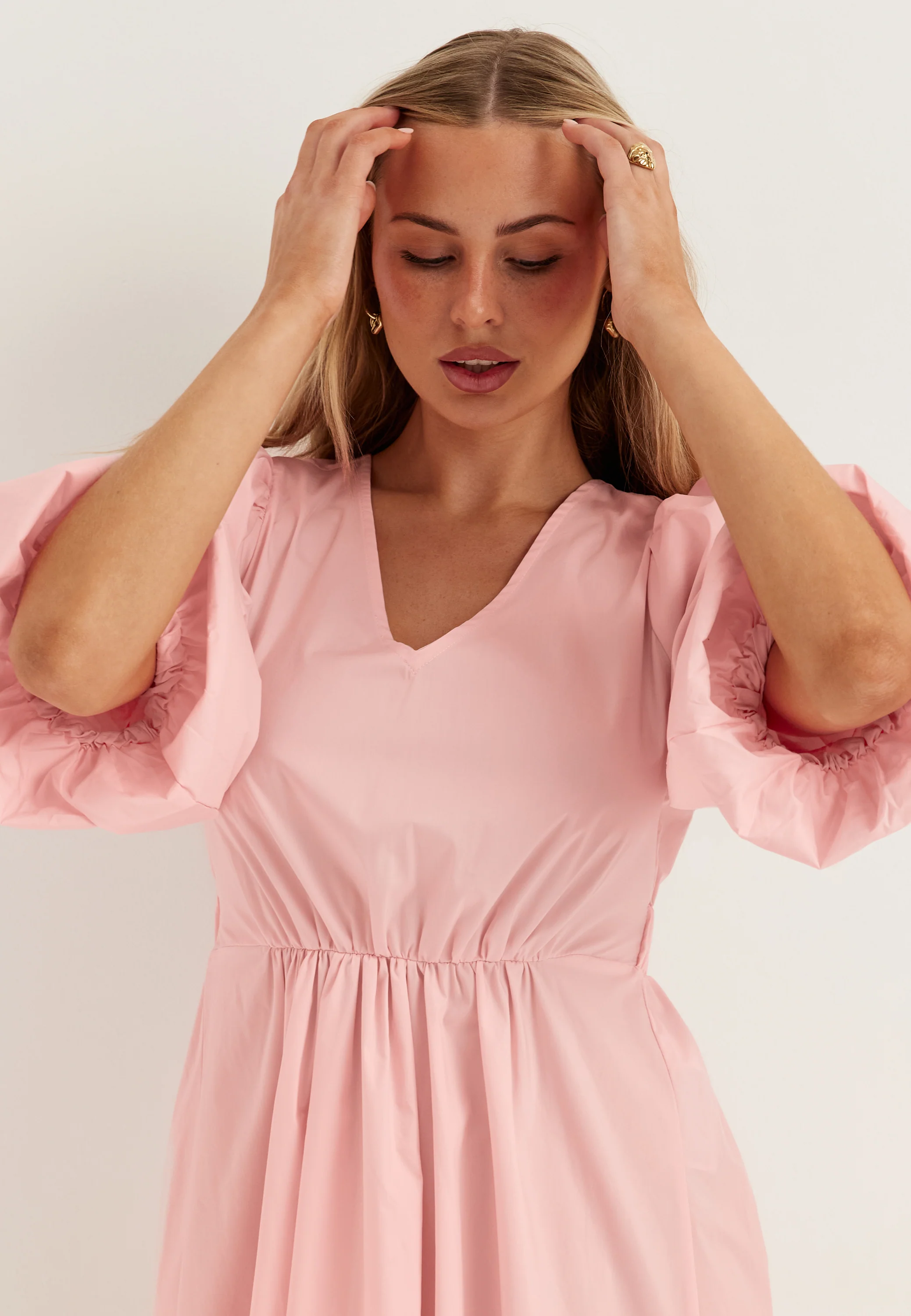 Objpaige 2/4 RE VNECK MIDI DRESS - Image 3