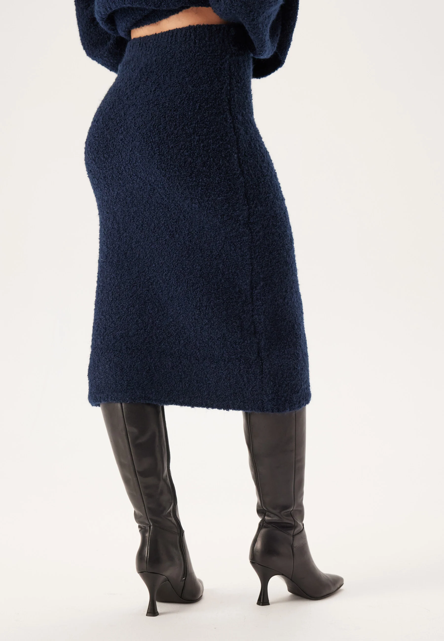 Objtolatya Knit Midi Skirt - Image 2