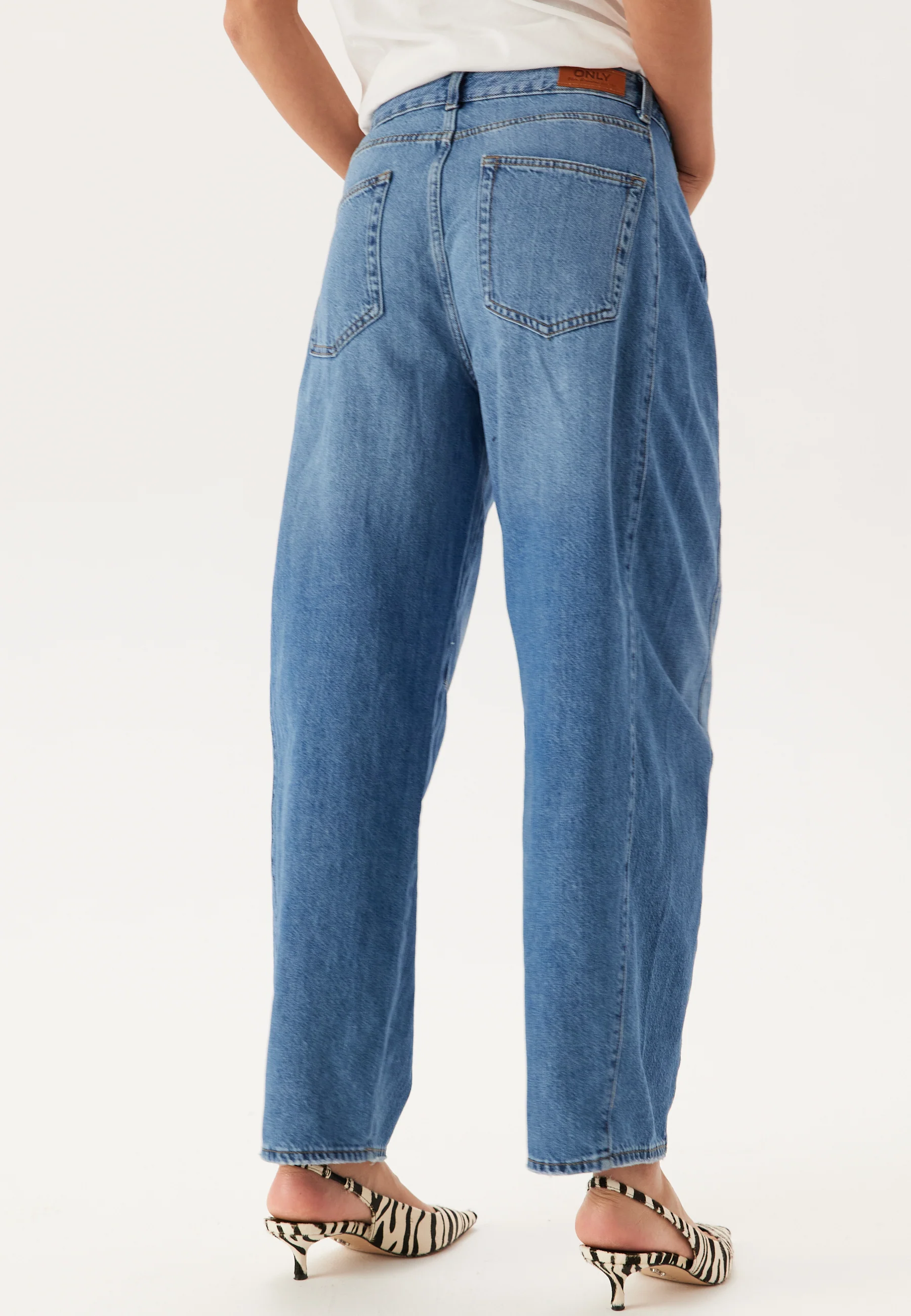 Onlhorseshoe Mw Barrel Pleat D - Image 3