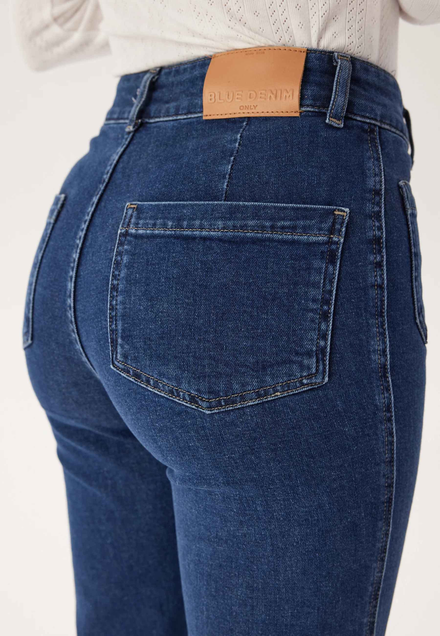 Onljuicy Hw Wide Pocket Dnm Jeans - Image 4