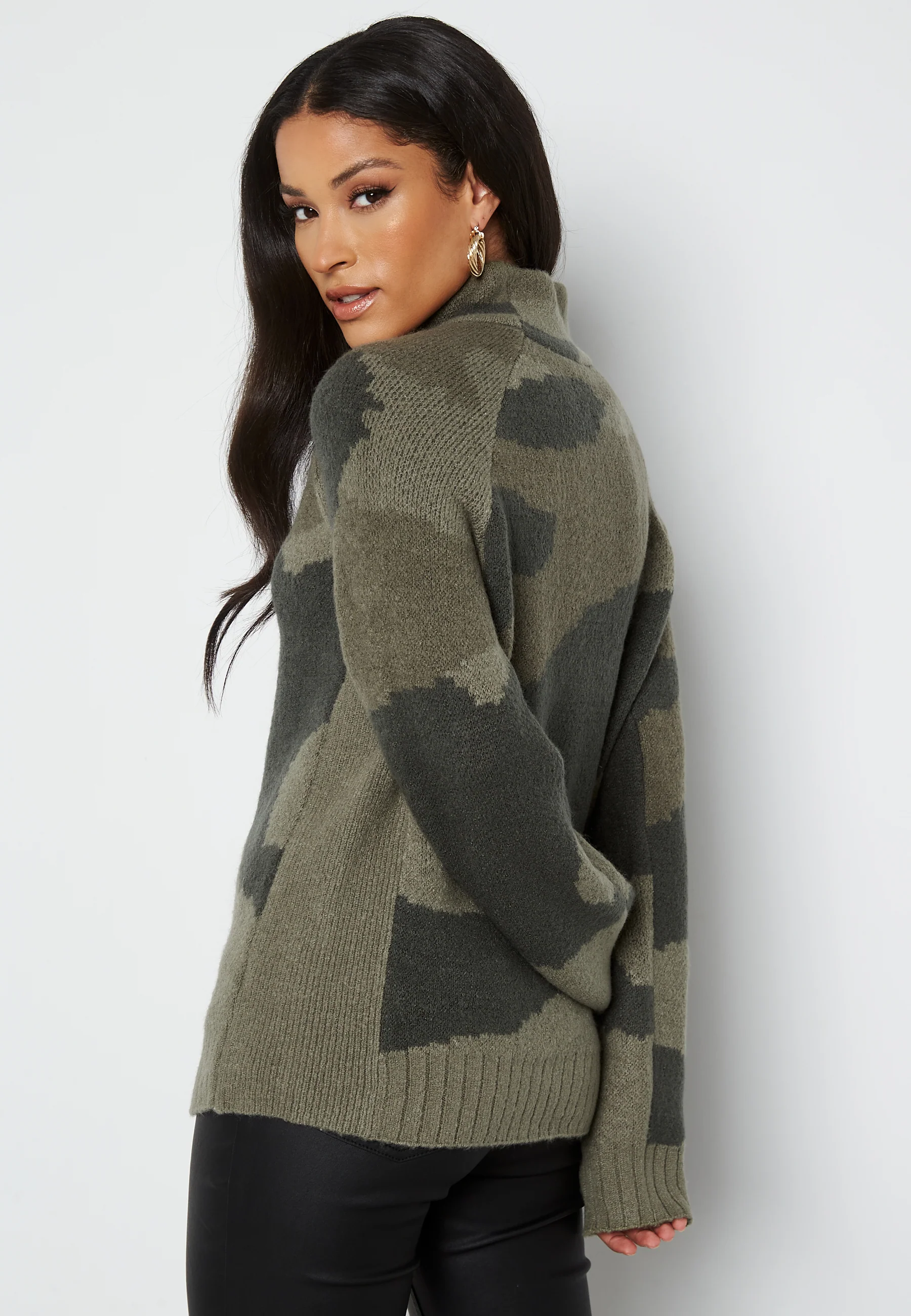 Paula camo sweater - Image 3