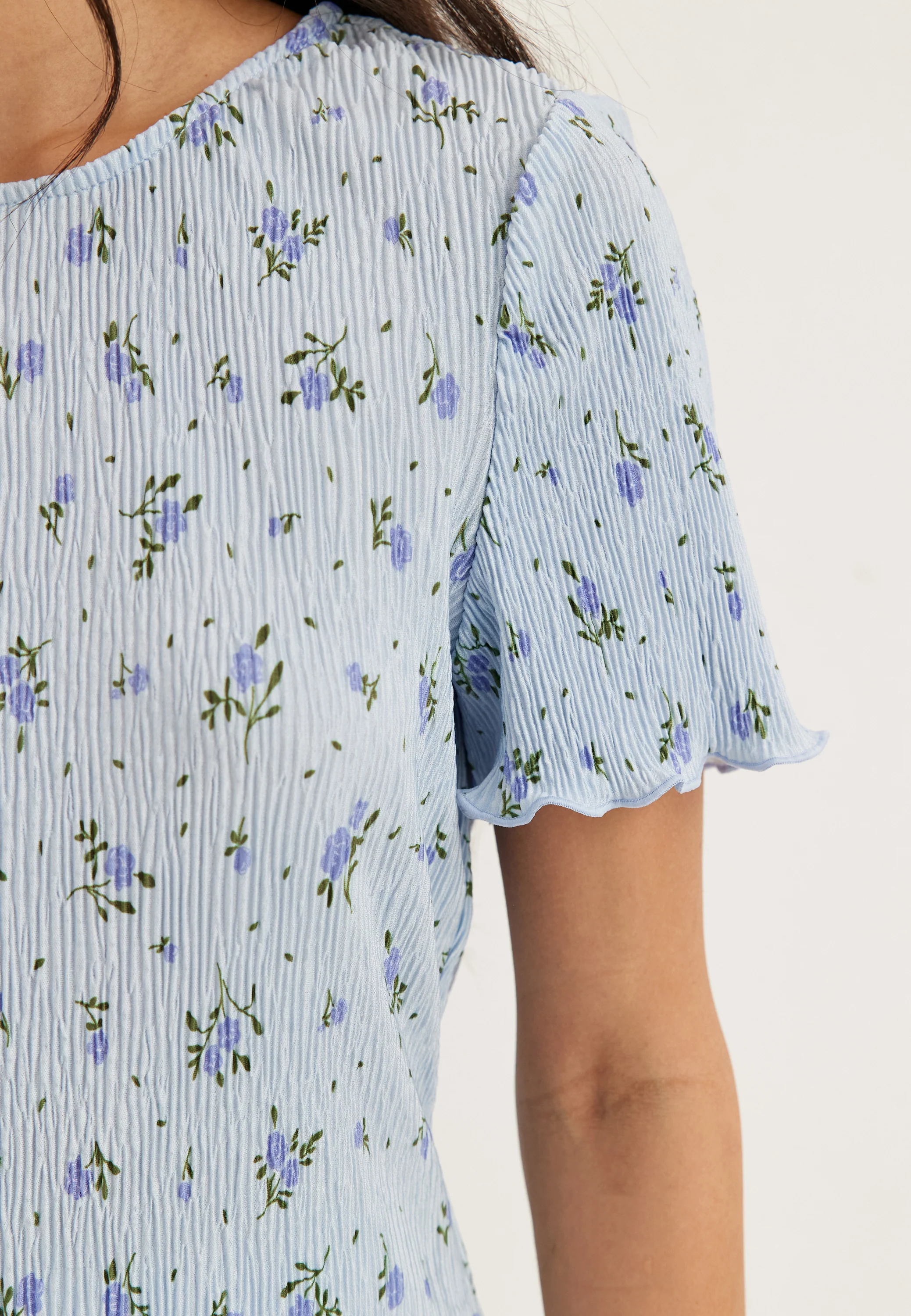 Pcflora Ss O-neck Top Jrs - Image 4