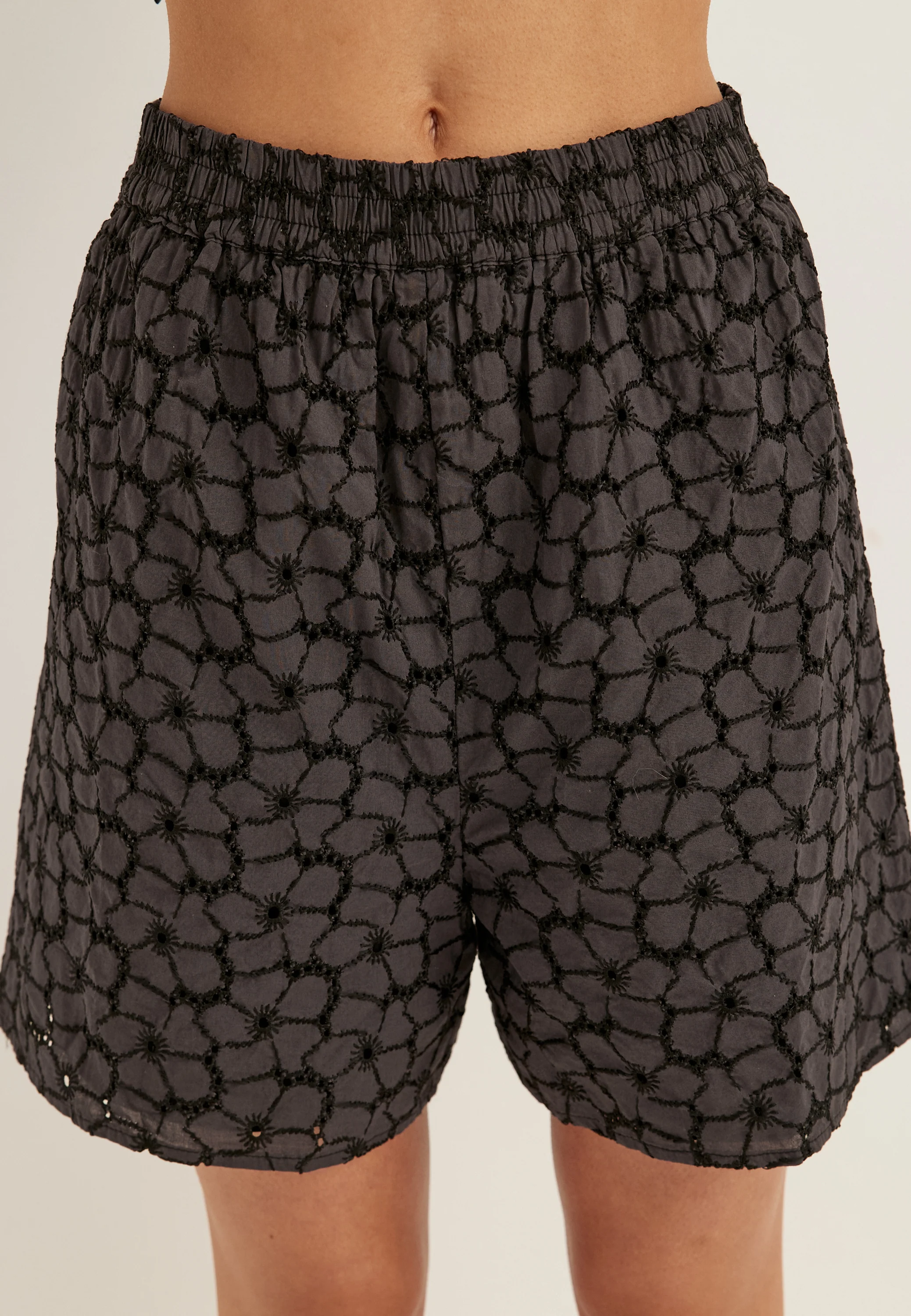 Pcgustava Hw Shorts - Image 4