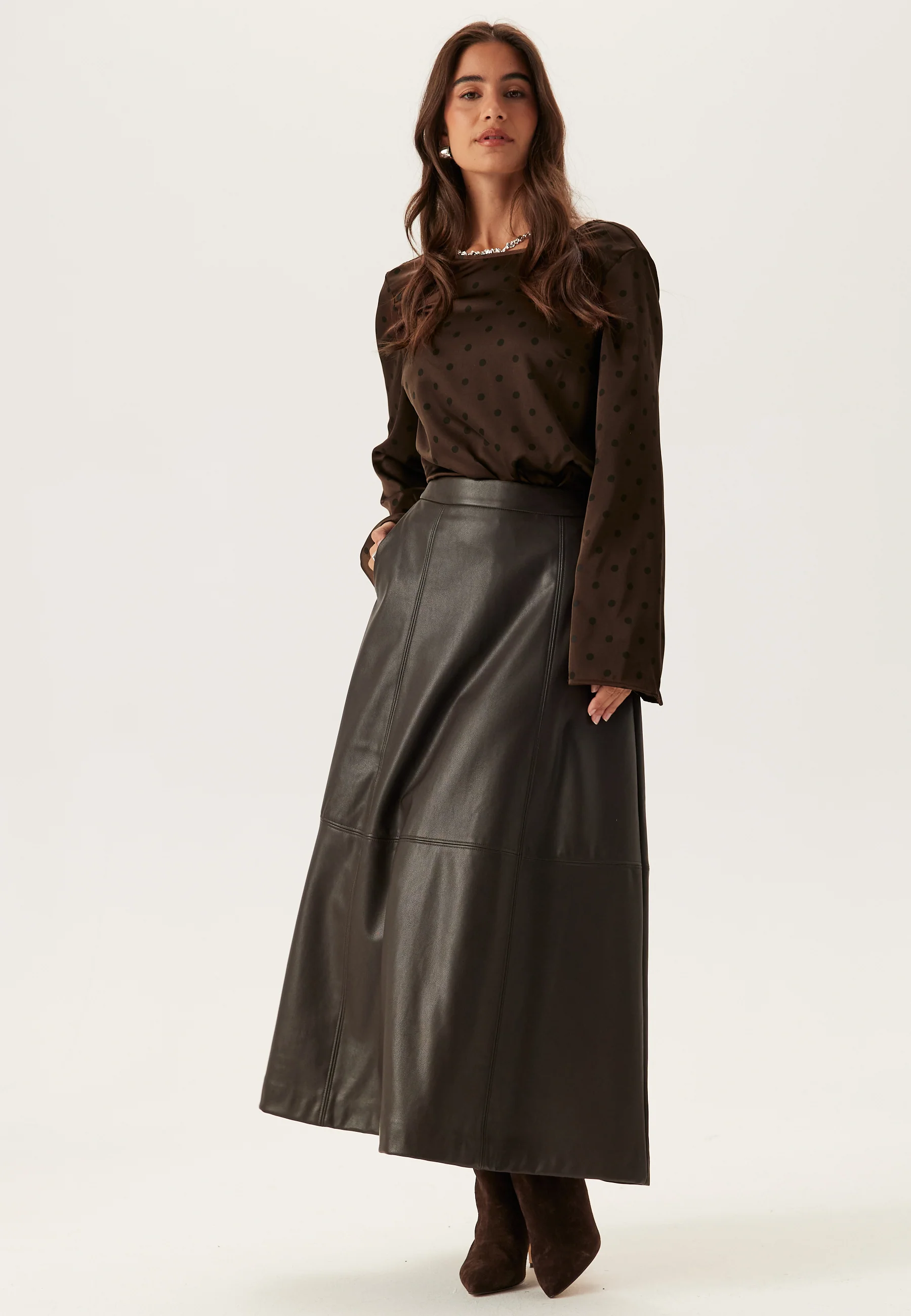 Pcjytta Ls Satin Top - Image 7