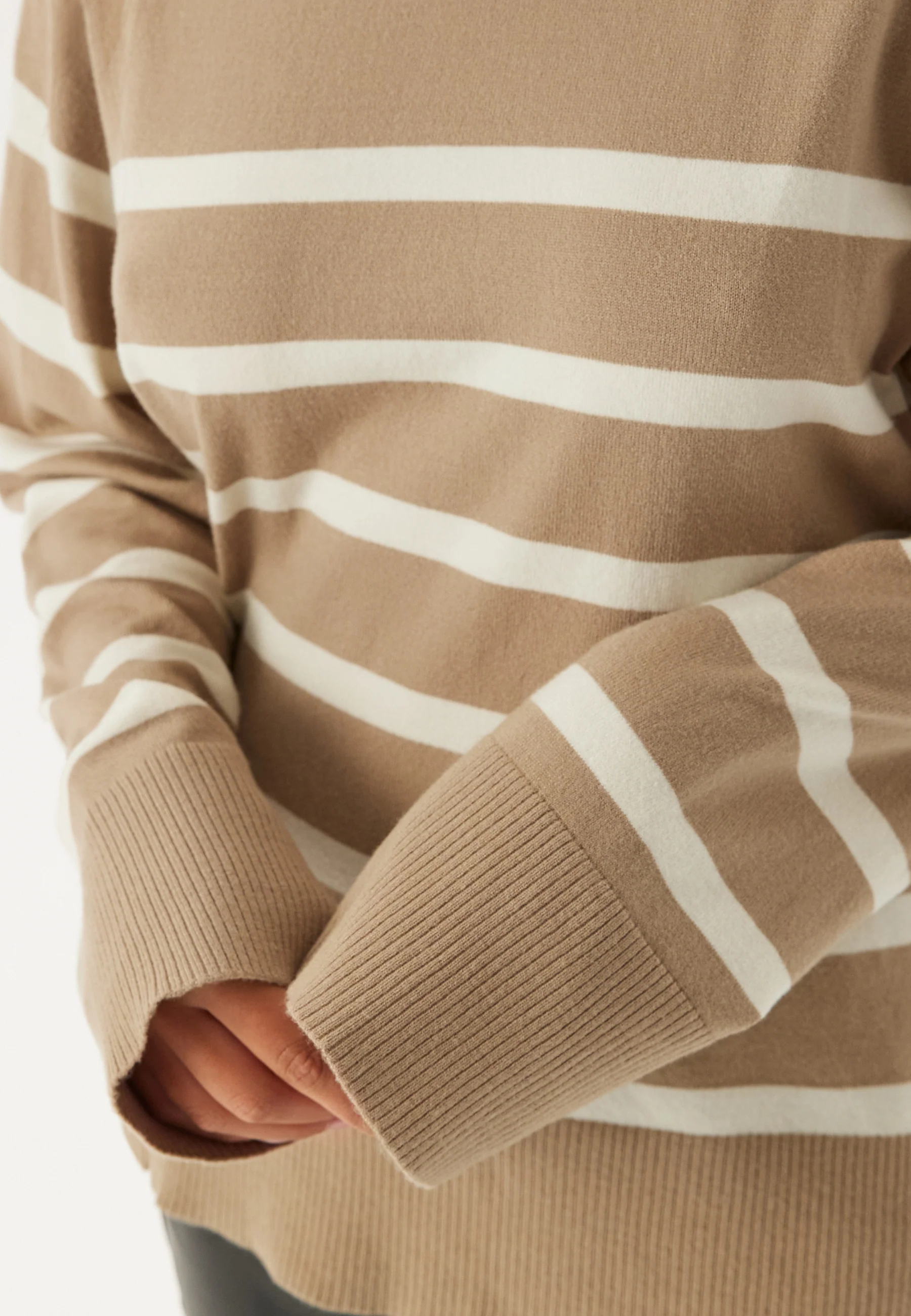 Pcsia Ls Rollneck Knit - Image 3